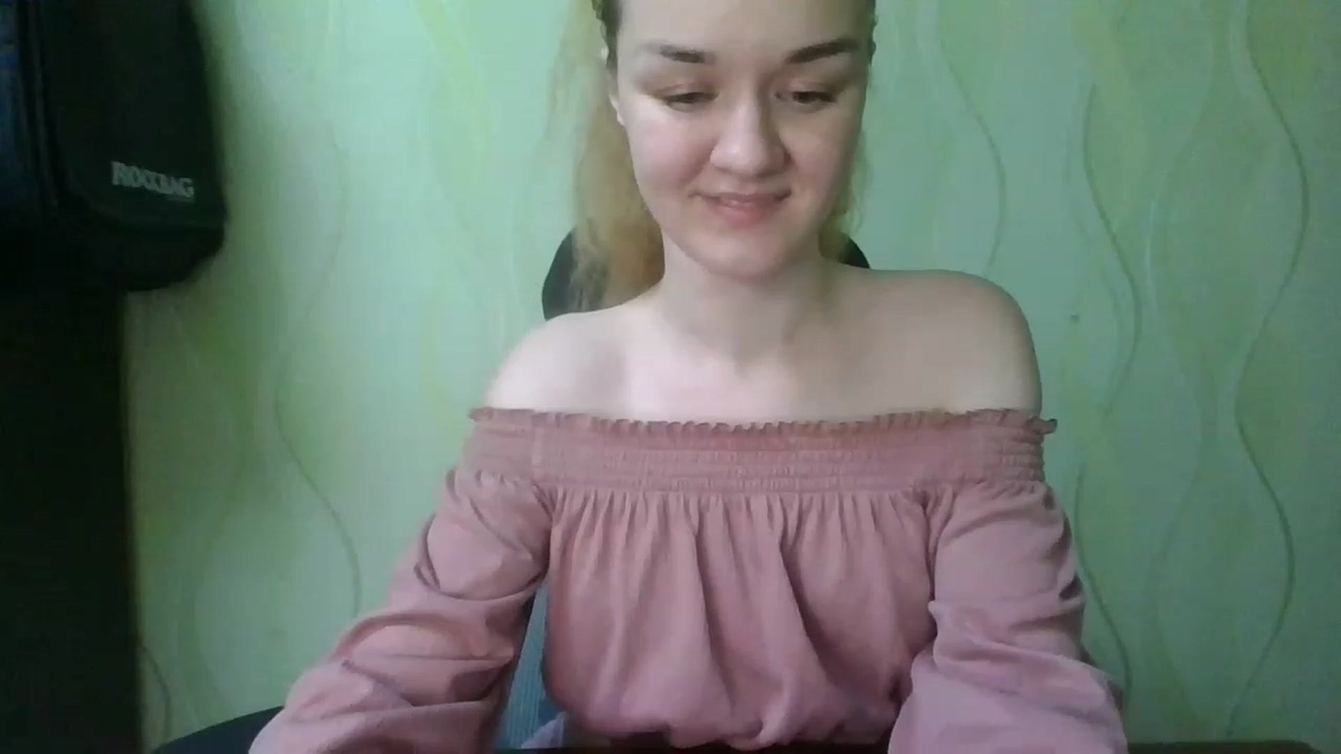 Gallery image thumbnail from ScarletChase's myfreecams stream on, 11/18/2022, 21:53 image 14 of 20