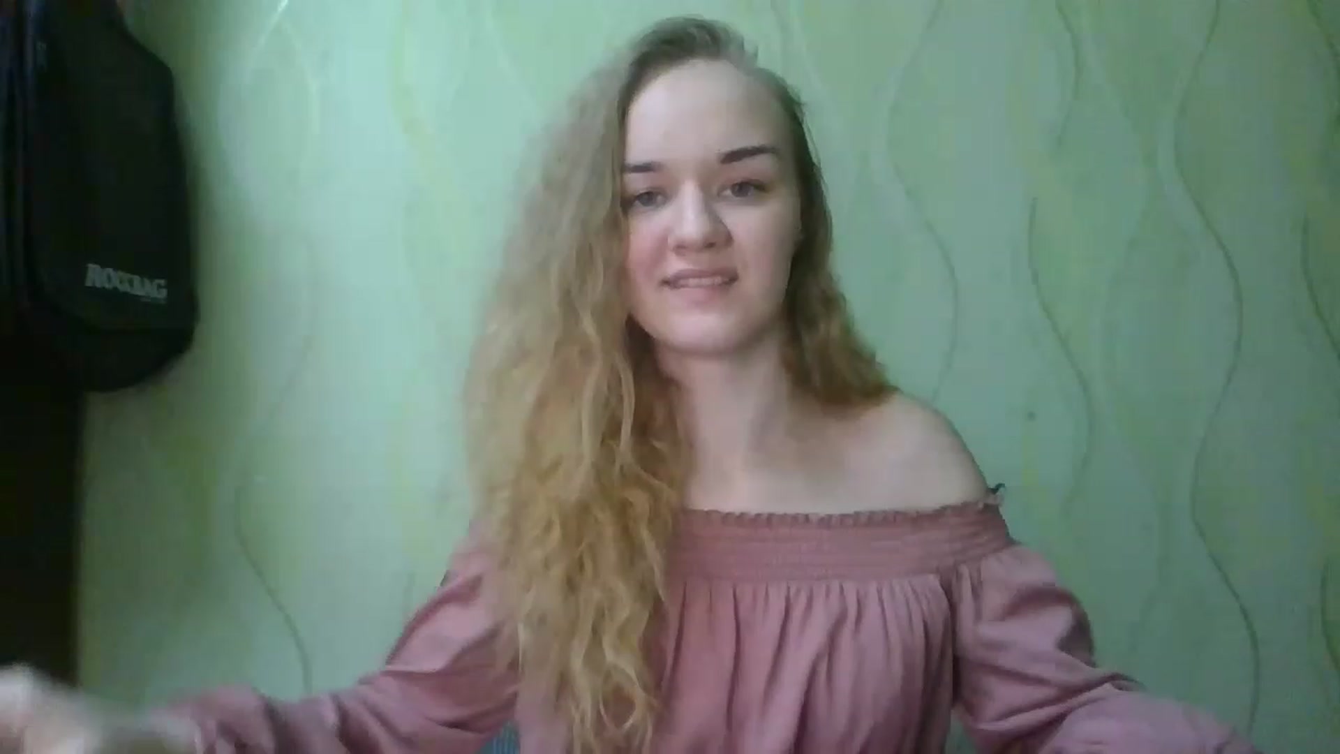 Gallery image thumbnail from ScarletChase's myfreecams stream on, 11/18/2022, 21:53 image 7 of 20