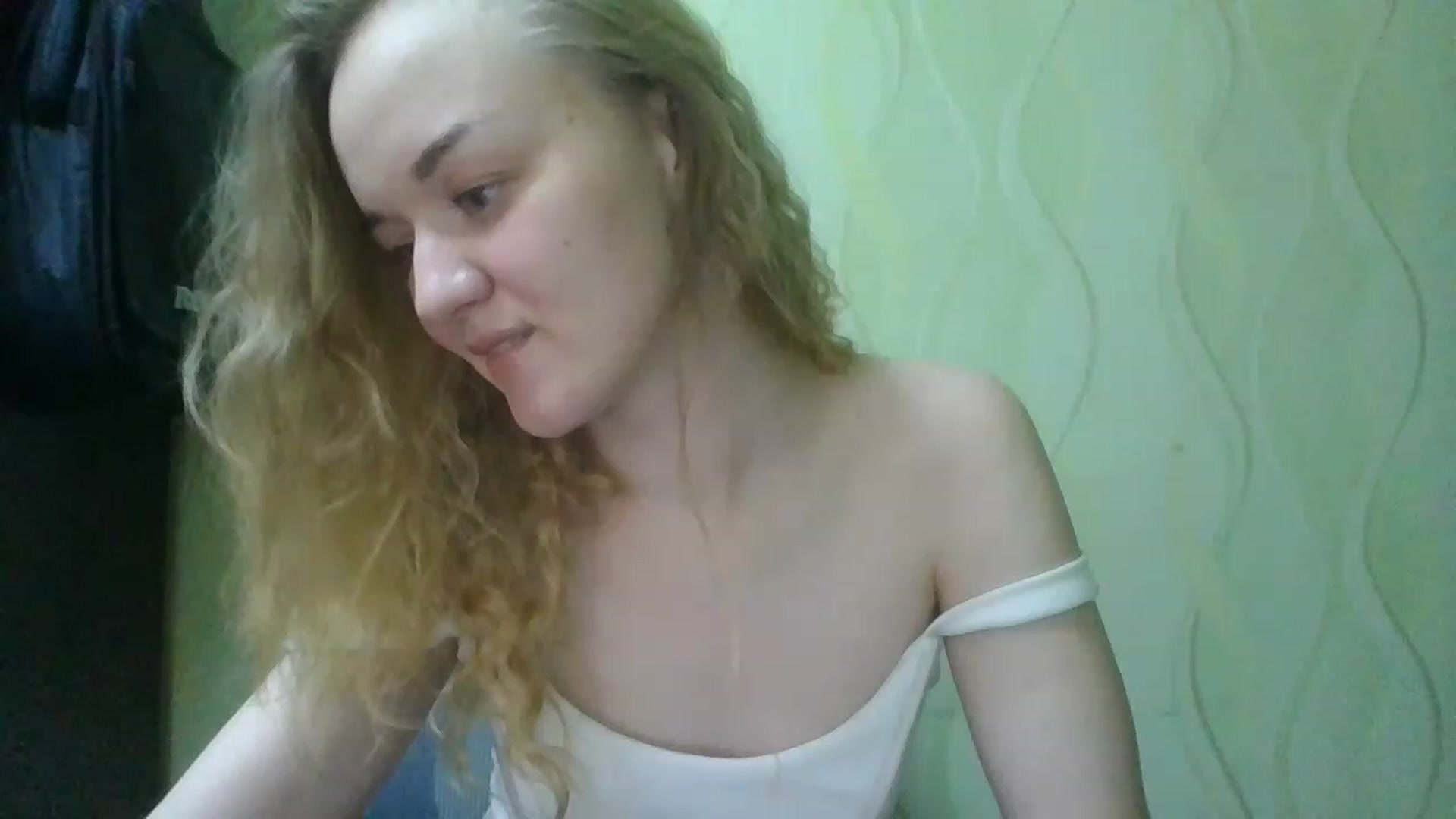 Gallery image thumbnail from ScarletChase's myfreecams stream on, 11/19/2022, 14:39 image 1 of 20