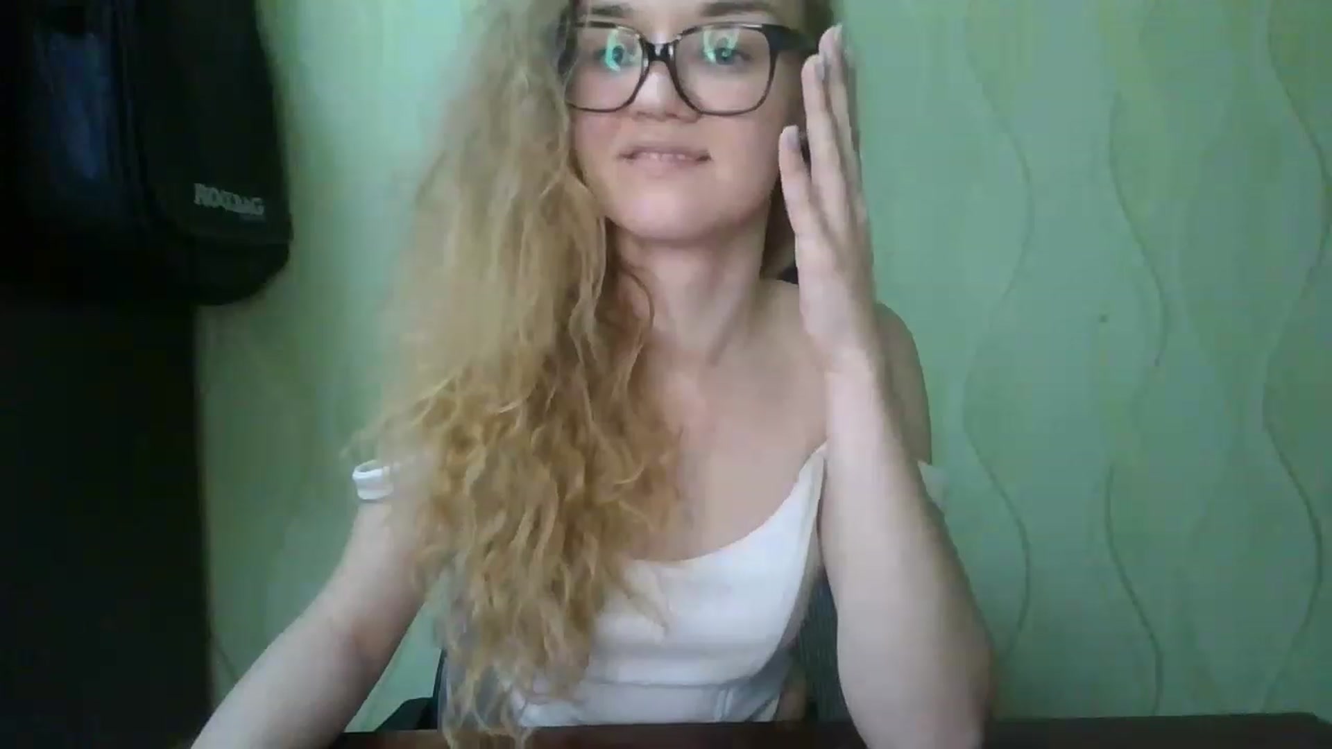 Gallery image thumbnail from ScarletChase's myfreecams stream on, 11/19/2022, 18:59 image 9 of 20