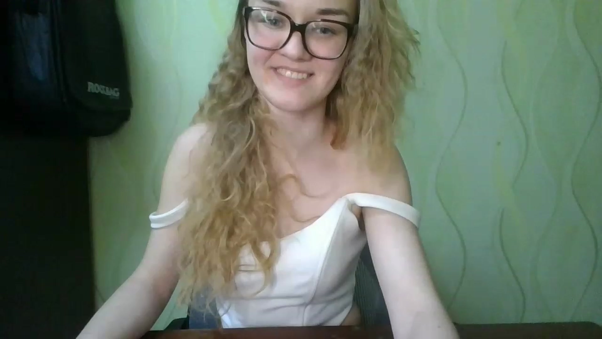 Gallery image thumbnail from ScarletChase's myfreecams stream on, 11/19/2022, 18:59 image 11 of 20