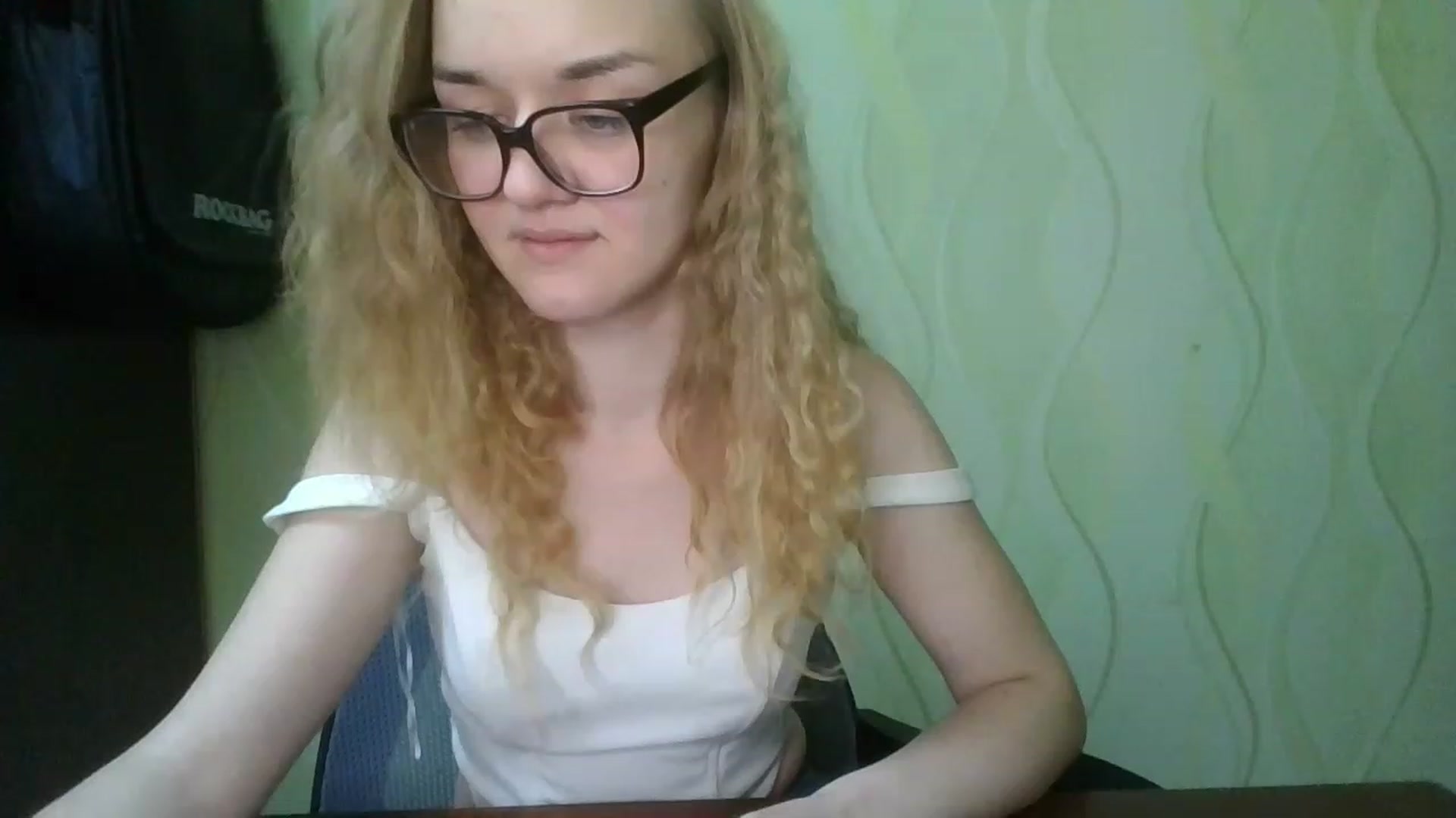 Gallery image thumbnail from ScarletChase's myfreecams stream on, 11/19/2022, 18:59 image 7 of 20