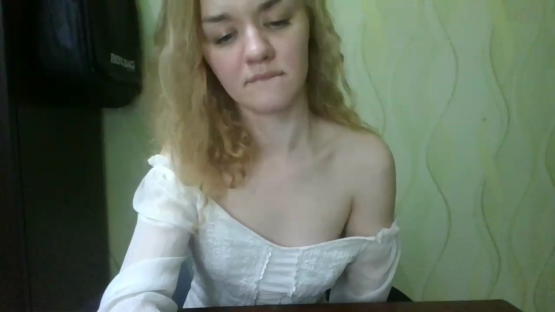Gallery image thumbnail from ScarletChase's myfreecams stream on, 11/21/2022, 20:16 image 8 of 20