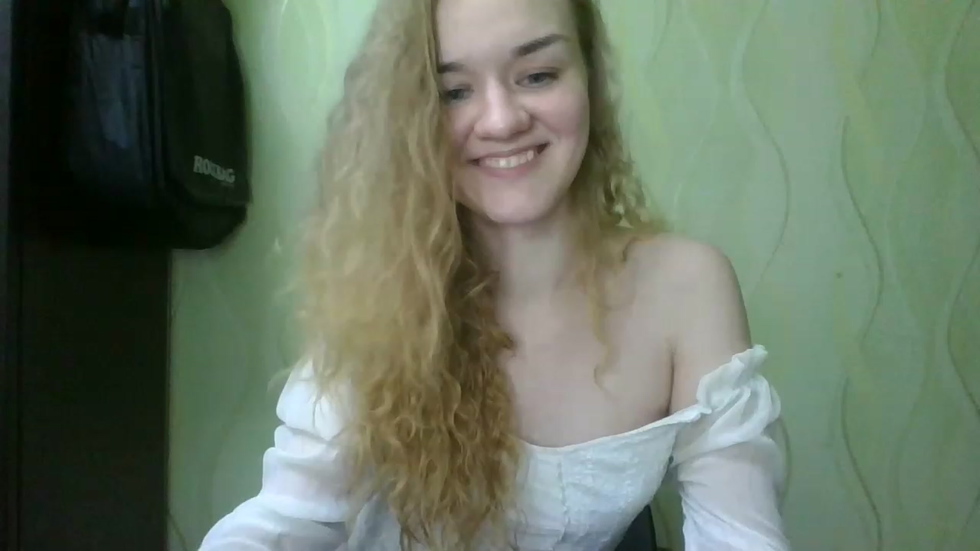 Gallery image thumbnail from ScarletChase's myfreecams stream on, 11/21/2022, 21:58 image 16 of 20