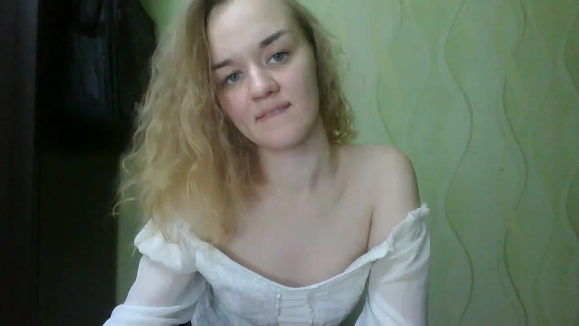Gallery image thumbnail from ScarletChase's myfreecams stream on, 11/21/2022, 21:58 image 5 of 20