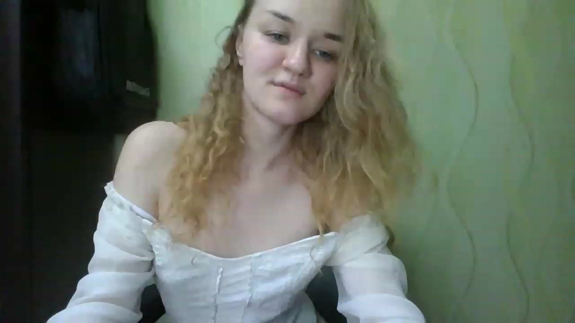 Gallery image thumbnail from ScarletChase's myfreecams stream on, 11/21/2022, 21:58 image 8 of 20