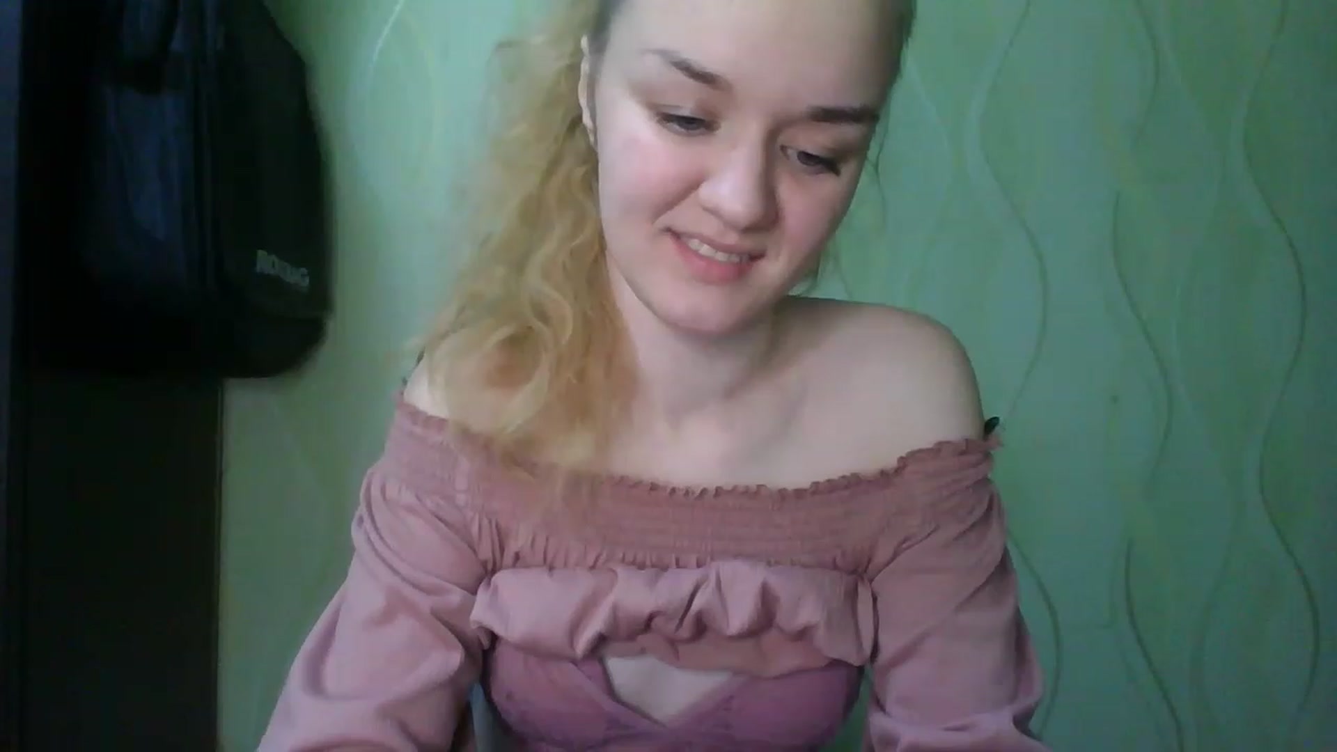 Gallery image thumbnail from ScarletChase's myfreecams stream on, 11/22/2022, 11:47 image 9 of 20