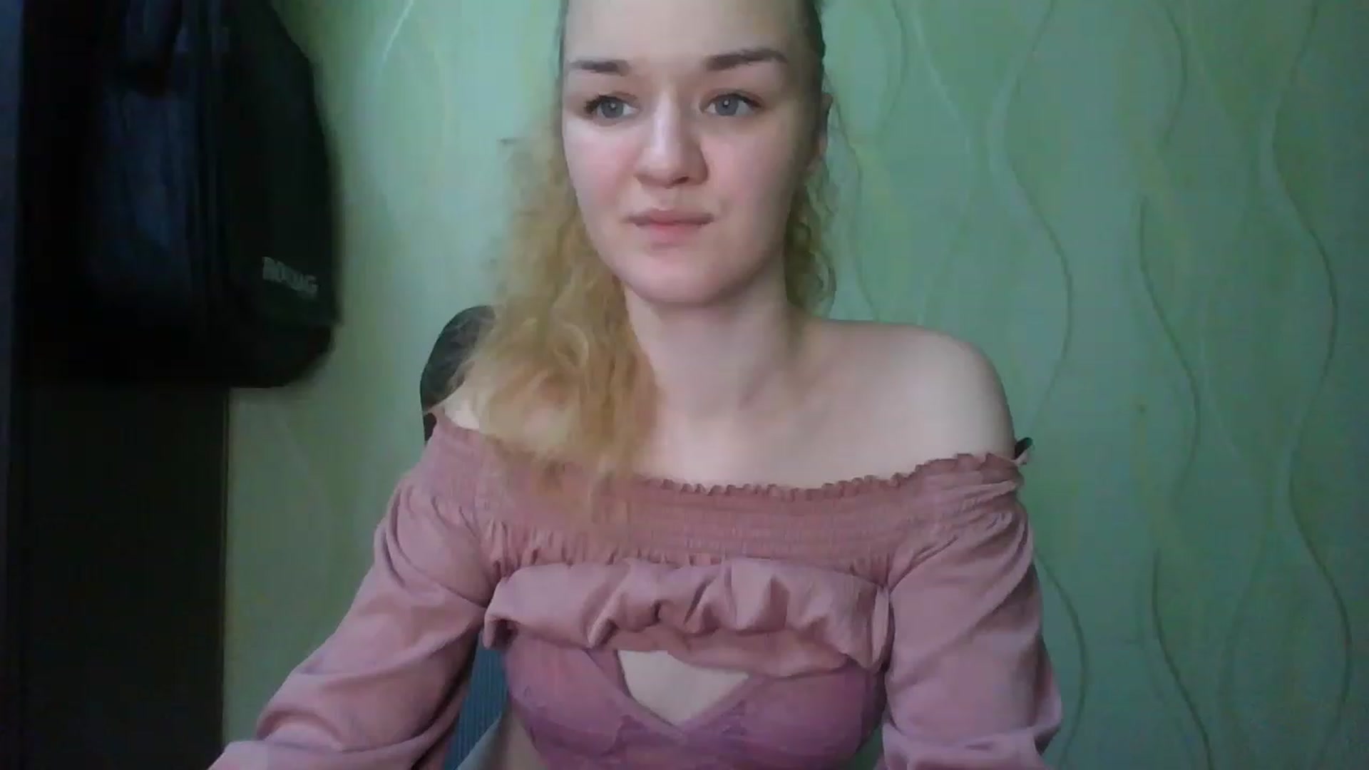 Gallery image thumbnail from ScarletChase's myfreecams stream on, 11/22/2022, 11:47 image 10 of 20