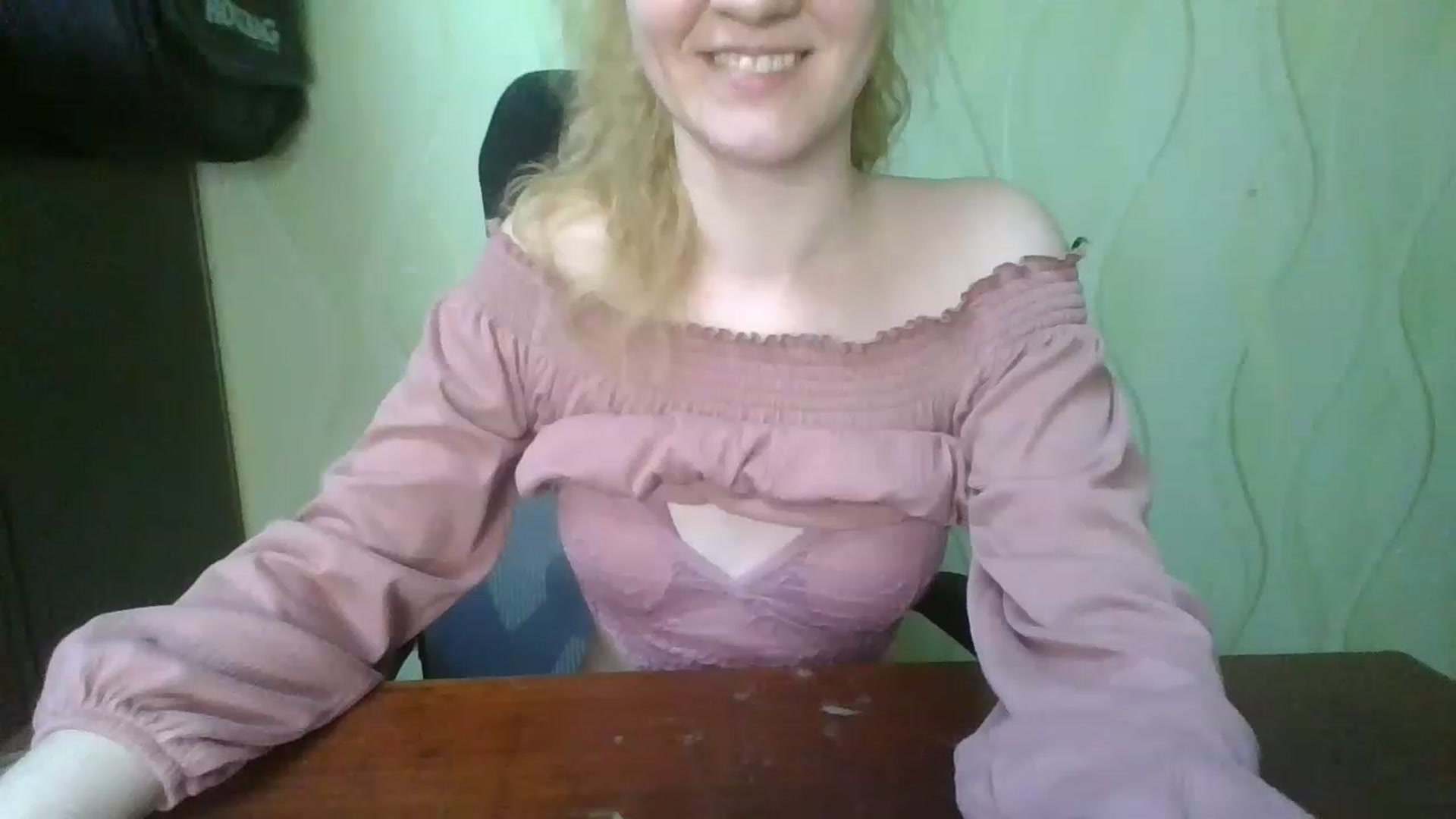 Gallery image thumbnail from ScarletChase's myfreecams stream on, 11/22/2022, 11:47 image 11 of 20