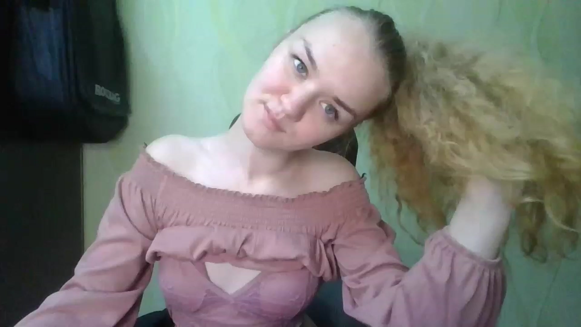Gallery image thumbnail from ScarletChase's myfreecams stream on, 11/22/2022, 11:47 image 13 of 20