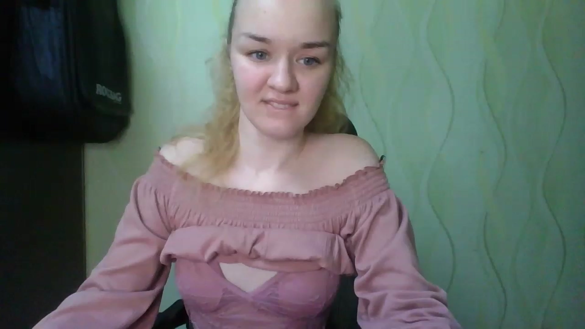 Gallery image thumbnail from ScarletChase's myfreecams stream on, 11/22/2022, 11:47 image 12 of 20
