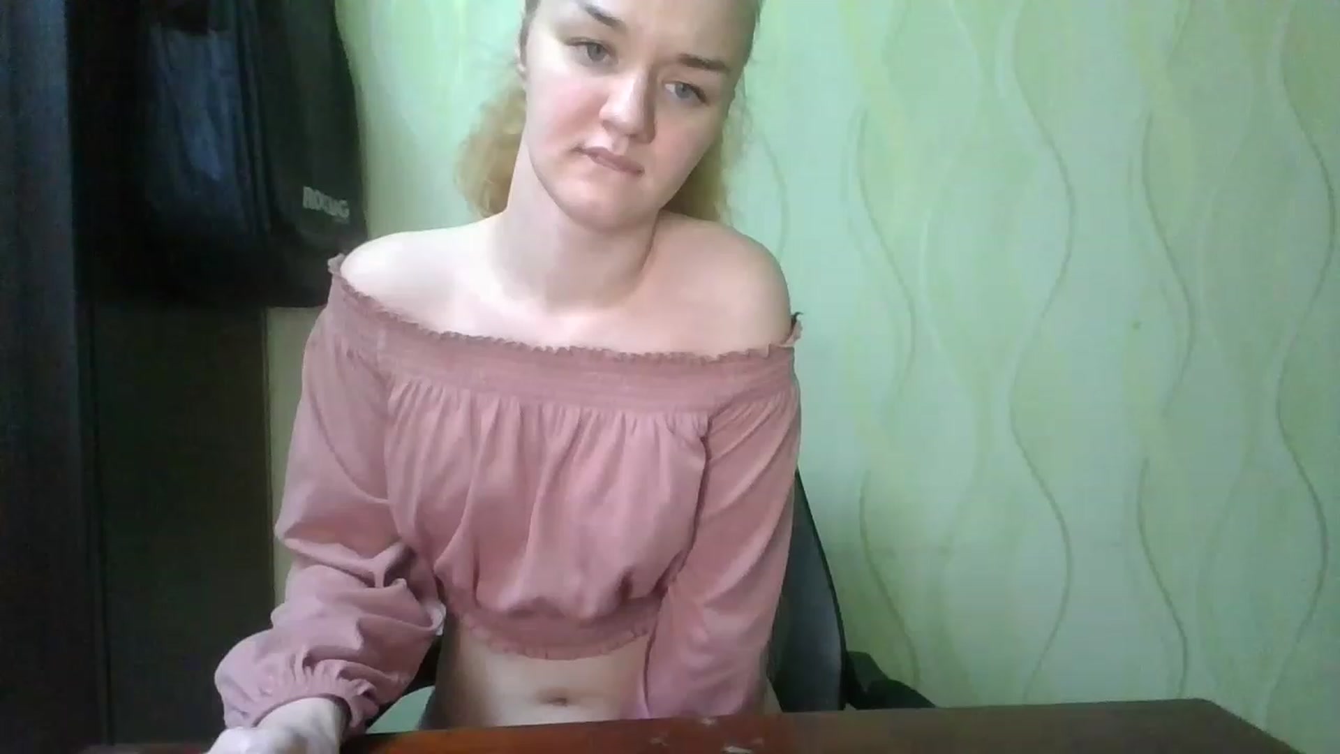 Gallery image thumbnail from ScarletChase's myfreecams stream on, 11/22/2022, 14:04 image 3 of 20