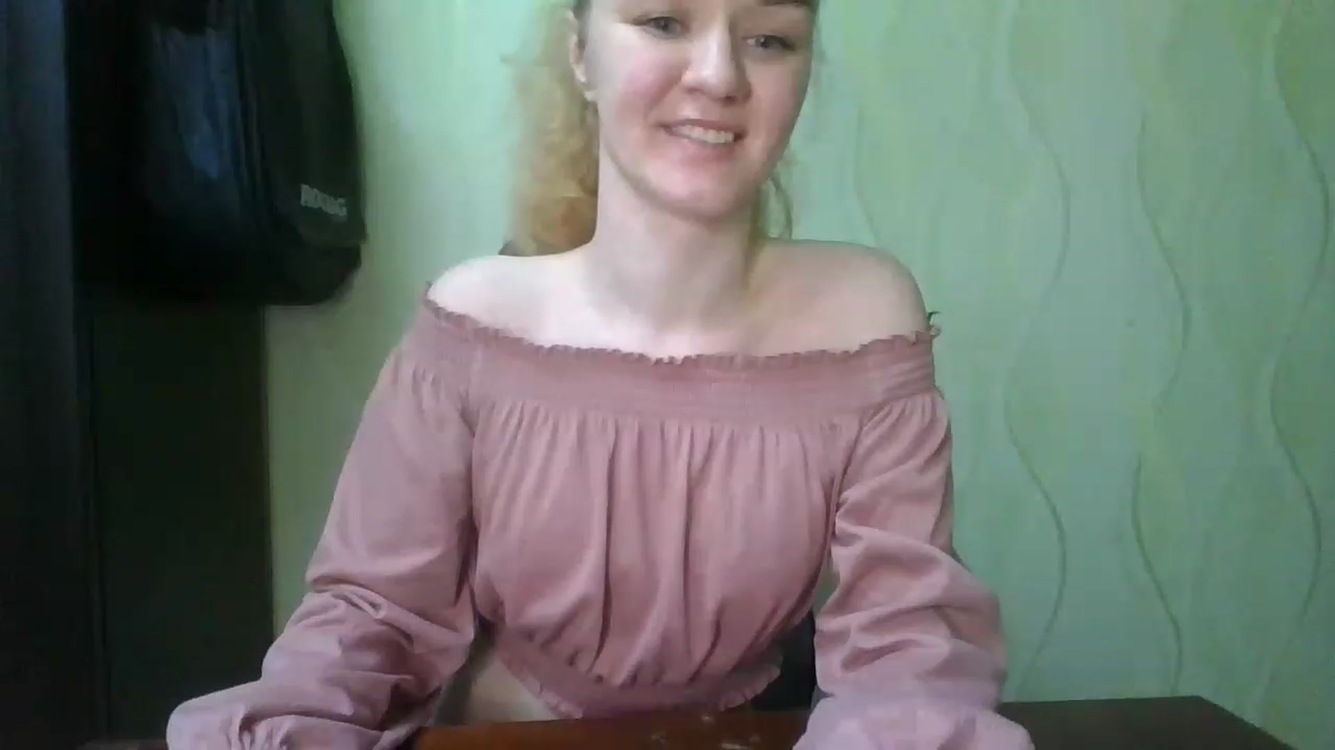 Gallery image thumbnail from ScarletChase's myfreecams stream on, 11/22/2022, 14:04 image 2 of 20