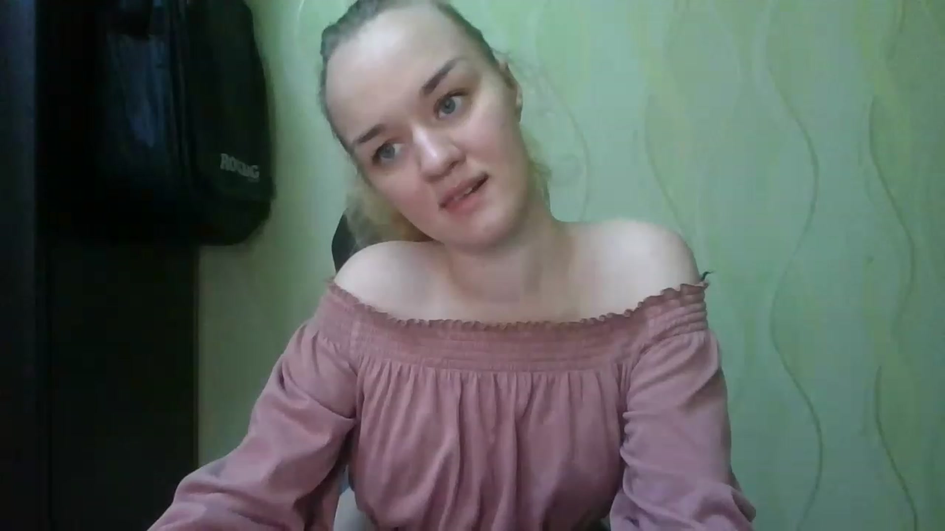 Gallery image thumbnail from ScarletChase's myfreecams stream on, 11/22/2022, 14:04 image 6 of 20