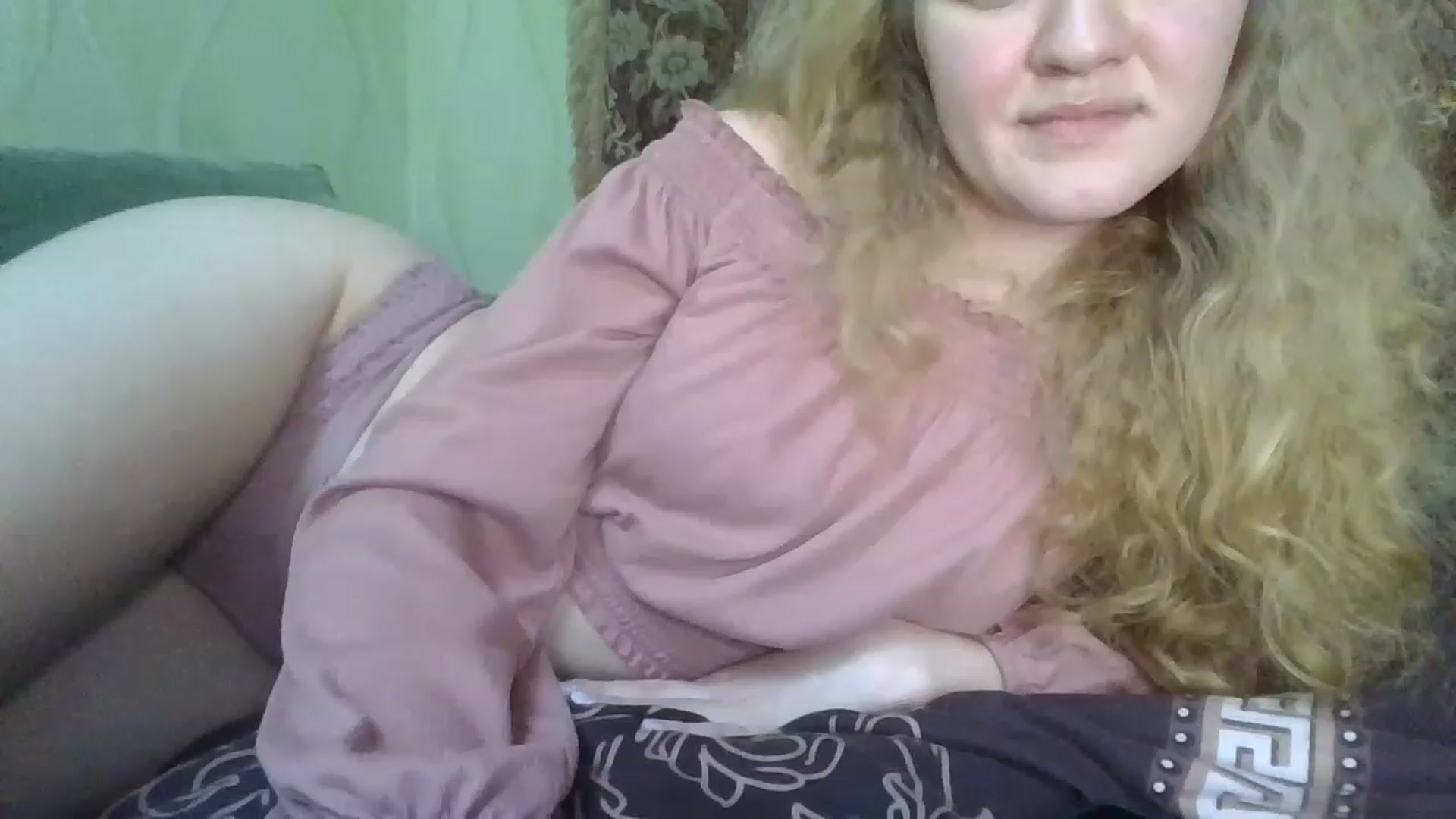 Gallery image thumbnail from ScarletChase's myfreecams stream on, 11/22/2022, 14:45 image 15 of 20