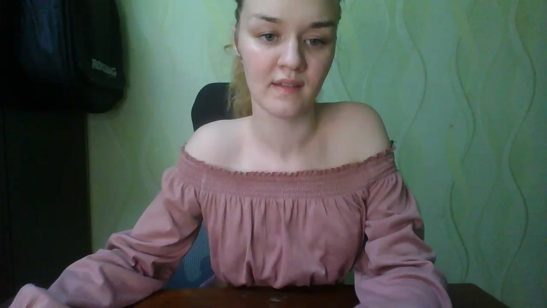 Gallery image thumbnail from ScarletChase's myfreecams stream on, 11/22/2022, 20:47 image 1 of 20
