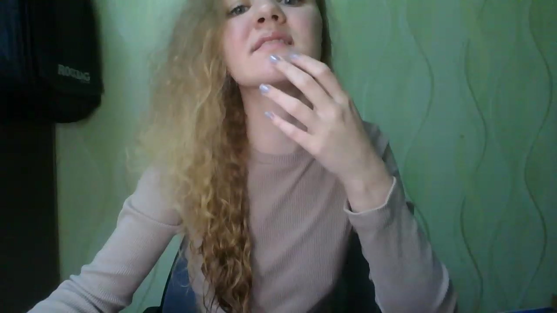 Gallery image thumbnail from ScarletChase's myfreecams stream on, 11/27/2022, 12:06 image 7 of 20