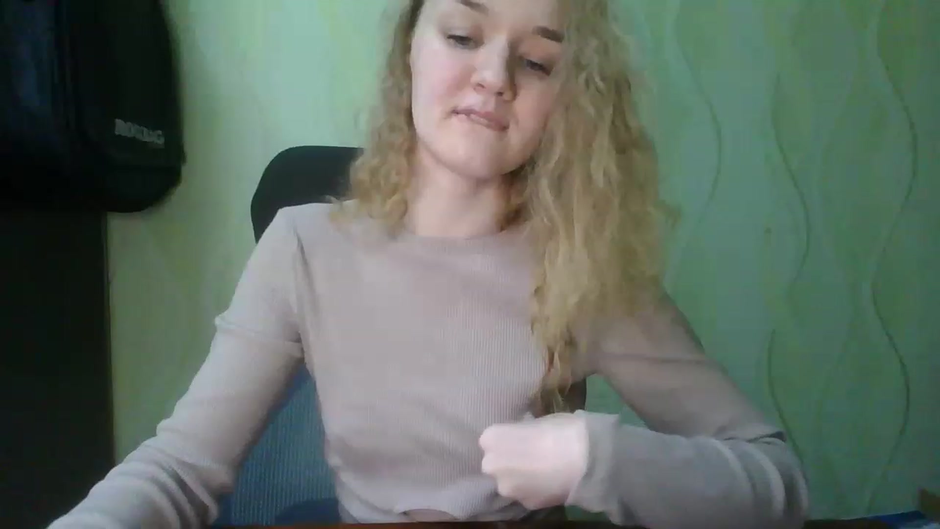Gallery image thumbnail from ScarletChase's myfreecams stream on, 11/27/2022, 12:06 image 15 of 20