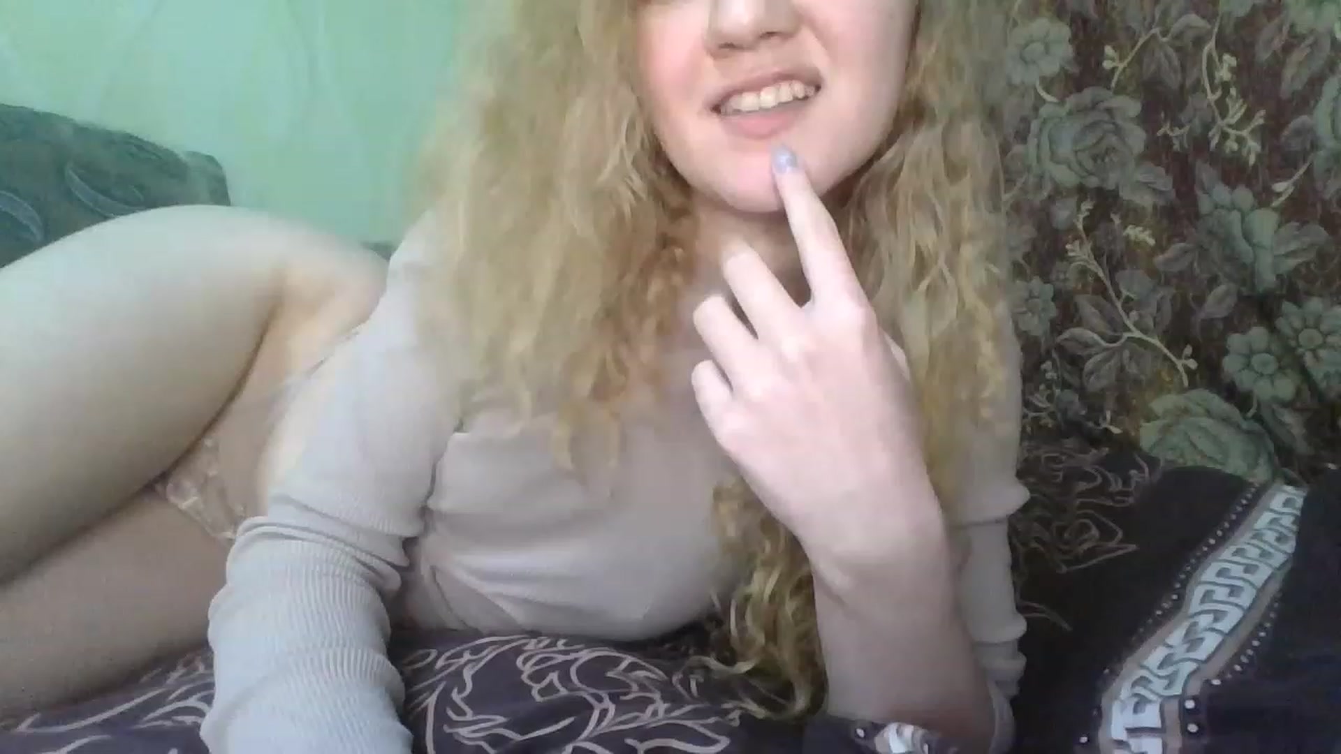 Gallery image thumbnail from ScarletChase's myfreecams stream on, 11/27/2022, 12:44 image 18 of 20