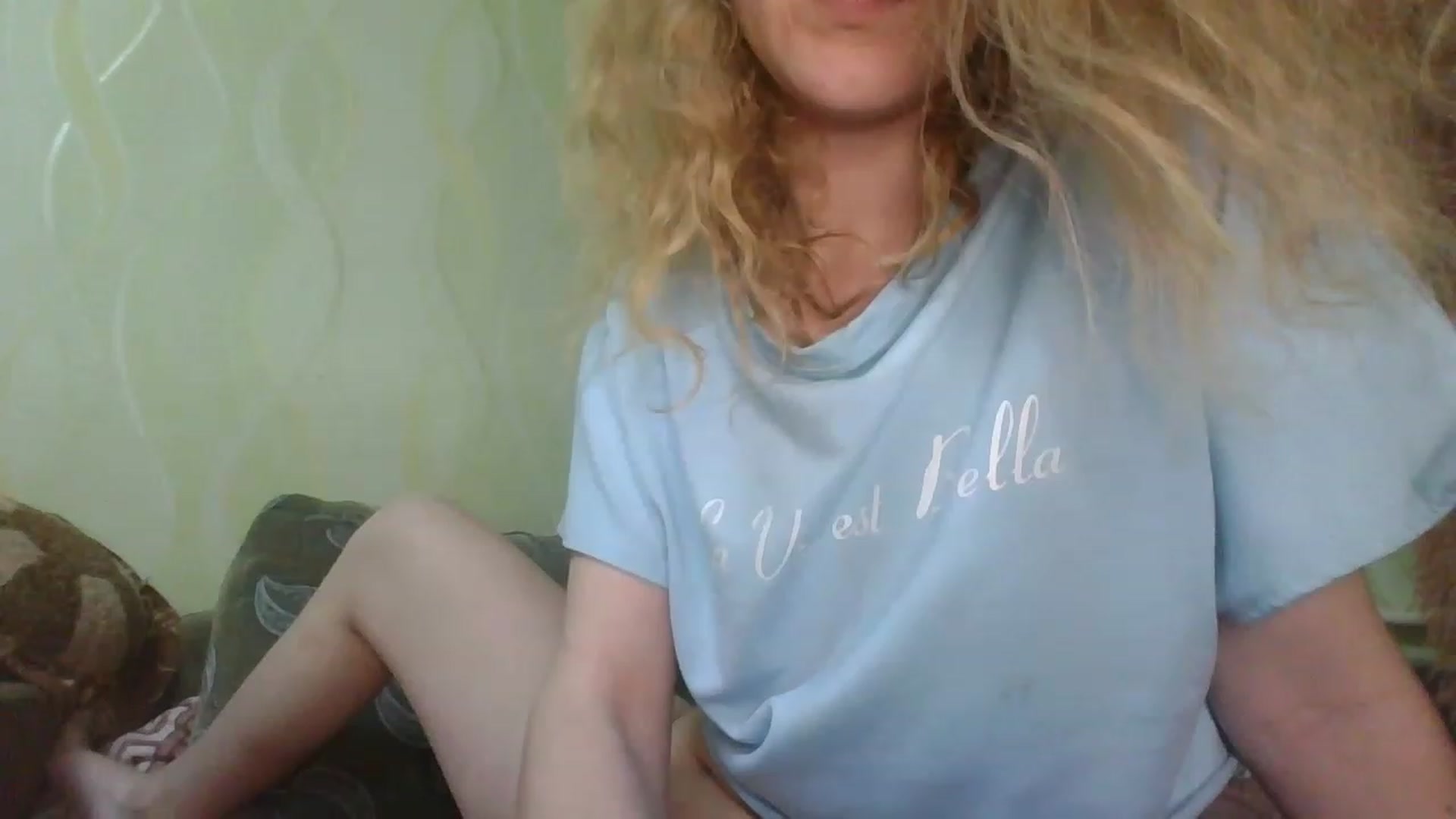 Gallery image thumbnail from ScarletChase's myfreecams stream on, 11/27/2022, 23:59 image 11 of 20