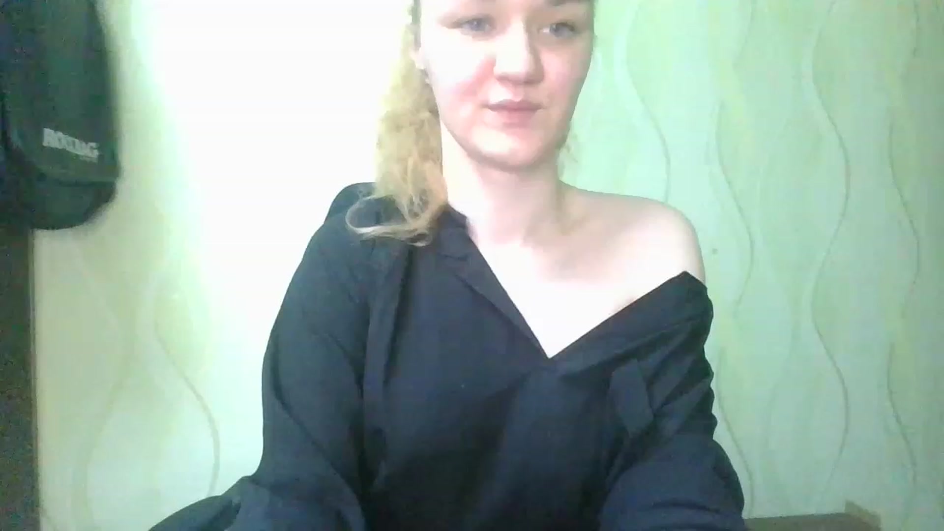 Gallery image thumbnail from ScarletChase's myfreecams stream on, 11/29/2022, 14:08 image 12 of 20
