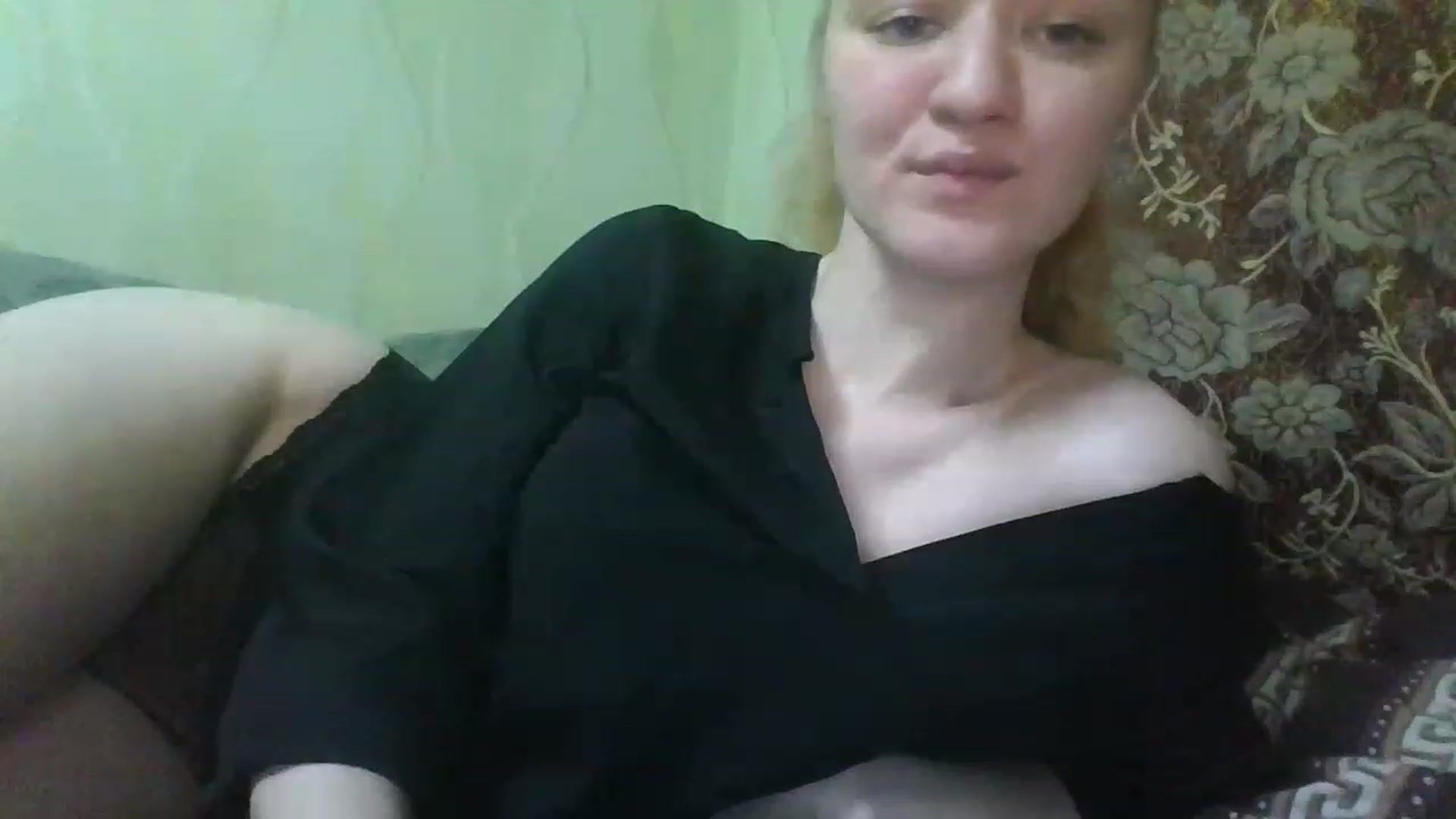 Gallery image thumbnail from ScarletChase's myfreecams stream on, 11/29/2022, 15:49 image 2 of 20