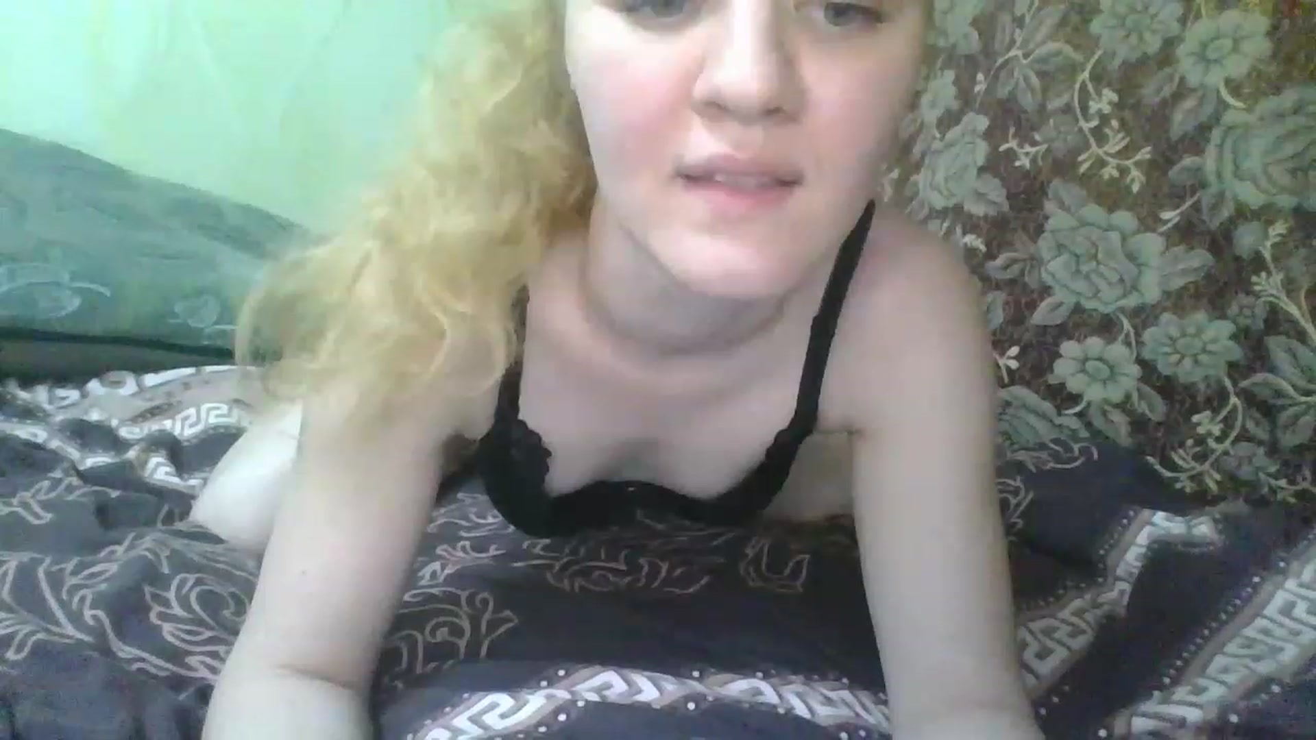 Gallery image thumbnail from ScarletChase's myfreecams stream on, 11/29/2022, 15:49 image 17 of 20
