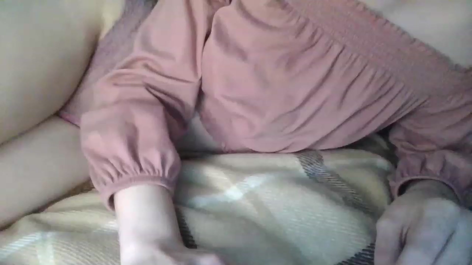 Gallery image thumbnail from ScarletChase's myfreecams stream on, 12/16/2022, 14:20 image 6 of 20