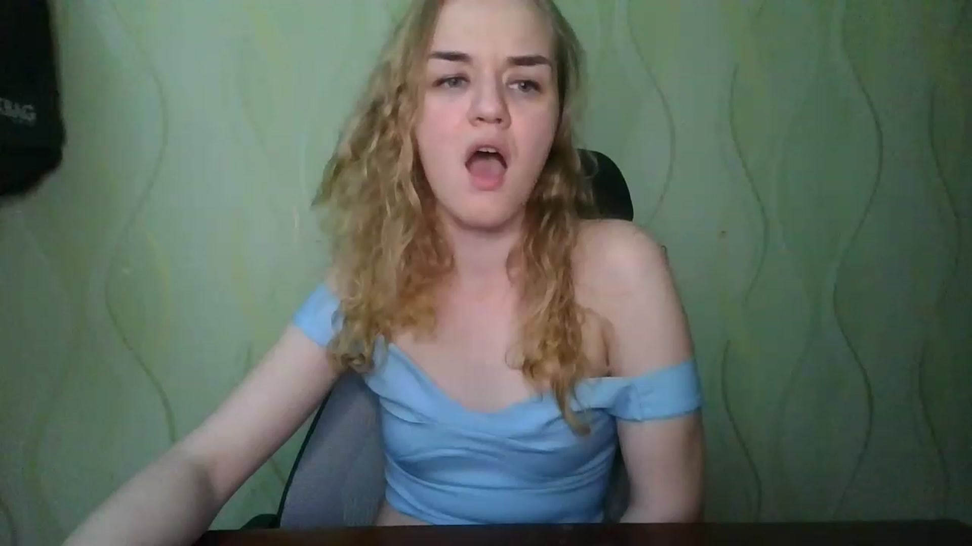 Gallery image thumbnail from ScarletChase's myfreecams stream on, 12/24/2022, 19:14 image 10 of 20