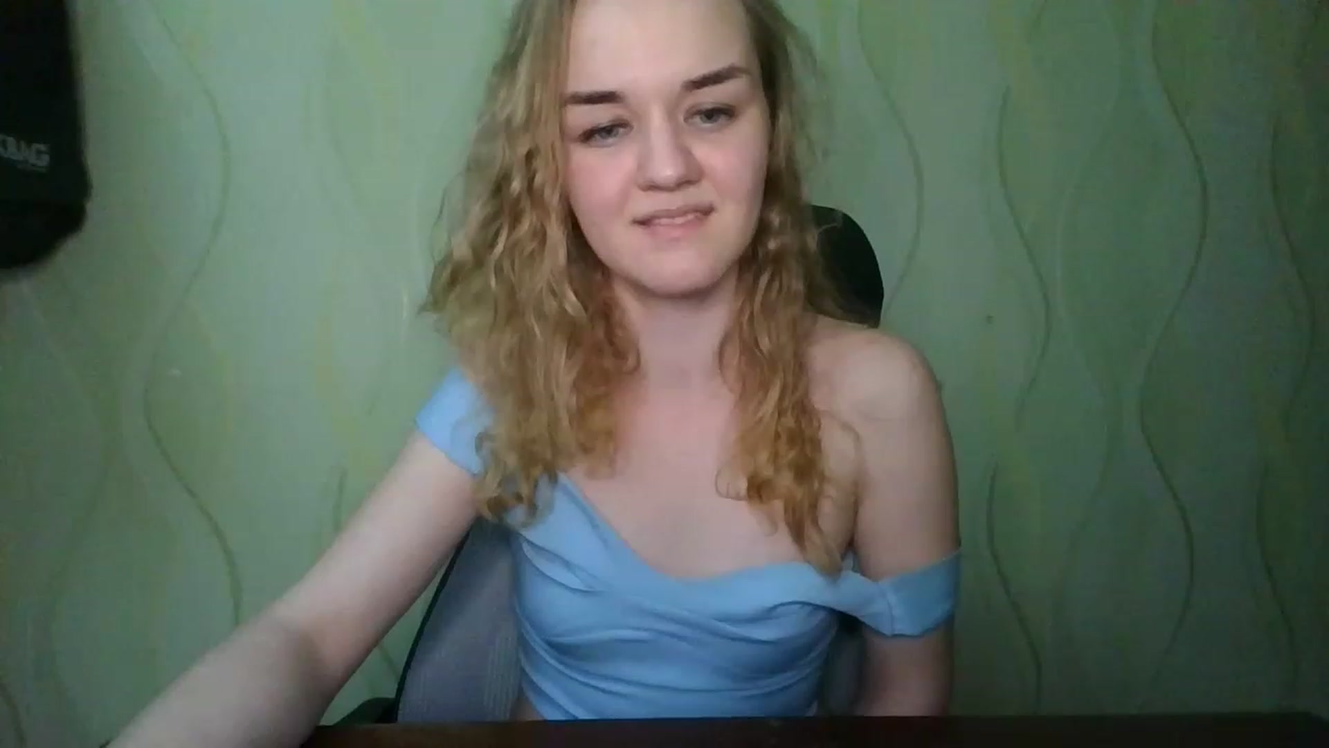 Gallery image thumbnail from ScarletChase's myfreecams stream on, 12/24/2022, 19:14 image 11 of 20