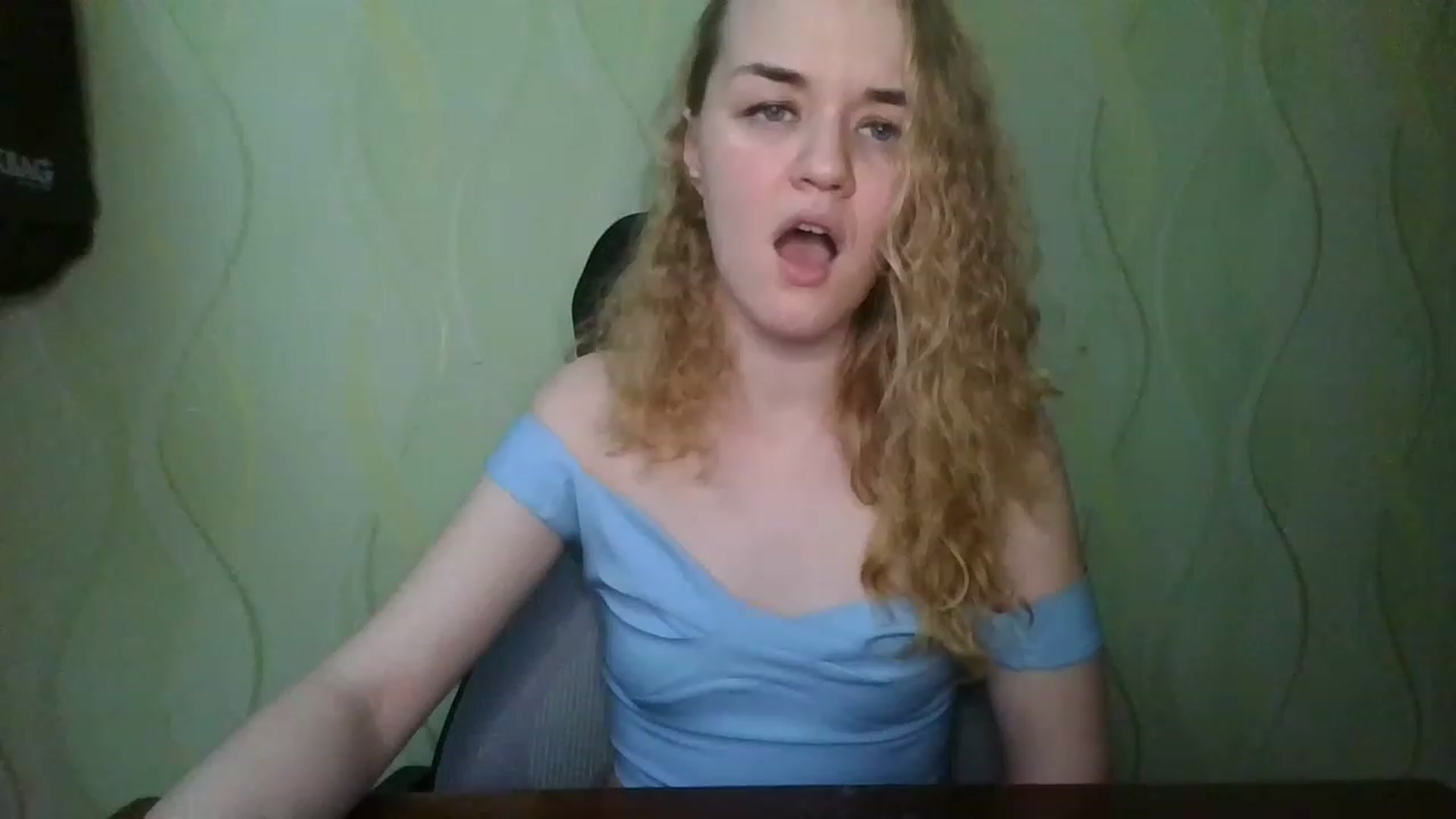 Gallery image thumbnail from ScarletChase's myfreecams stream on, 12/24/2022, 19:14 image 8 of 20