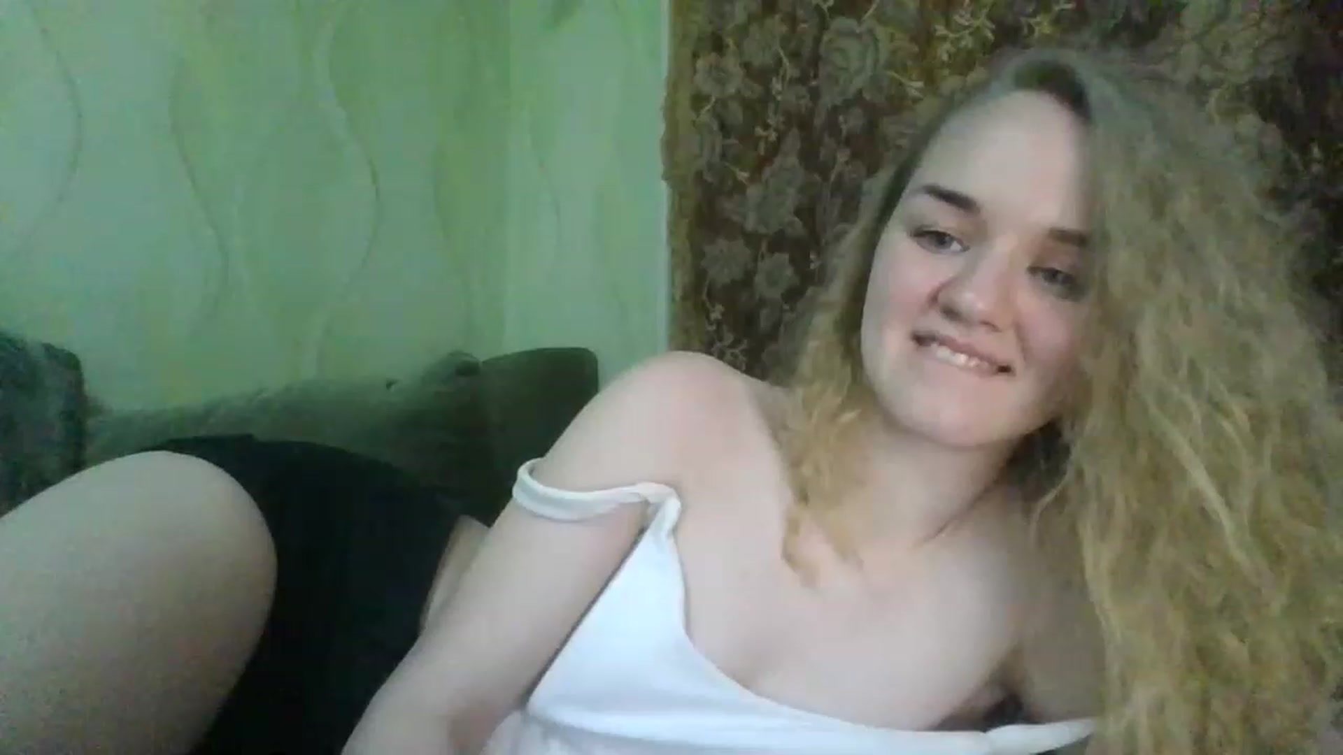 Gallery image thumbnail from ScarletChase's myfreecams stream on, 12/25/2022, 14:24 image 20 of 20