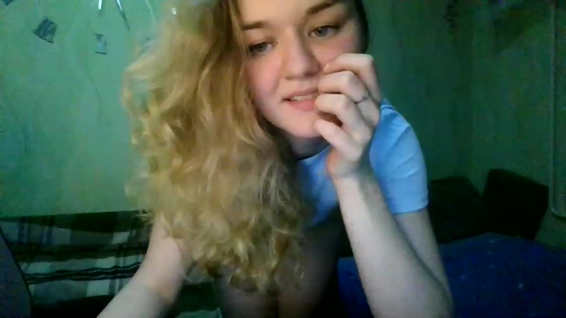 Gallery image thumbnail from ScarletChase's myfreecams stream on, 01/17/2023, 14:27 image 12 of 20