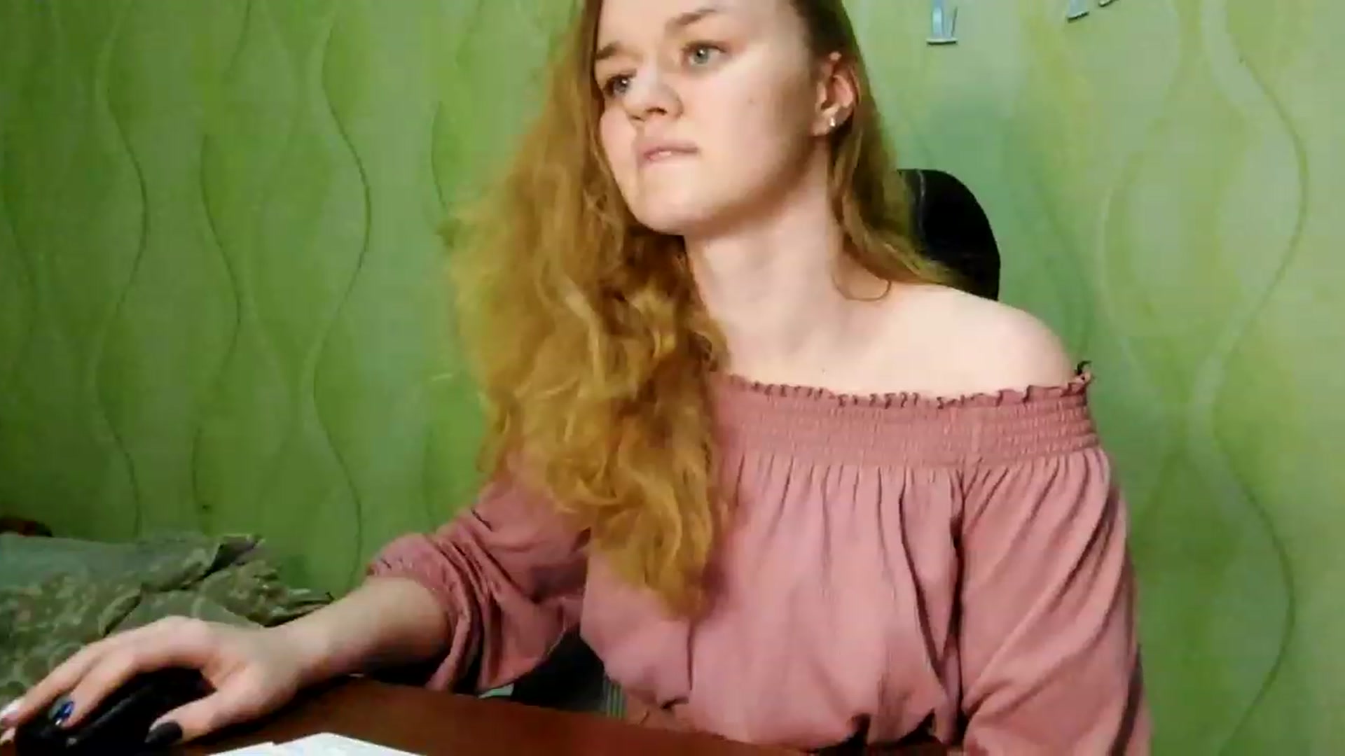 Gallery image thumbnail from ScarletChase's myfreecams stream on, 02/03/2023, 14:32 image 14 of 20