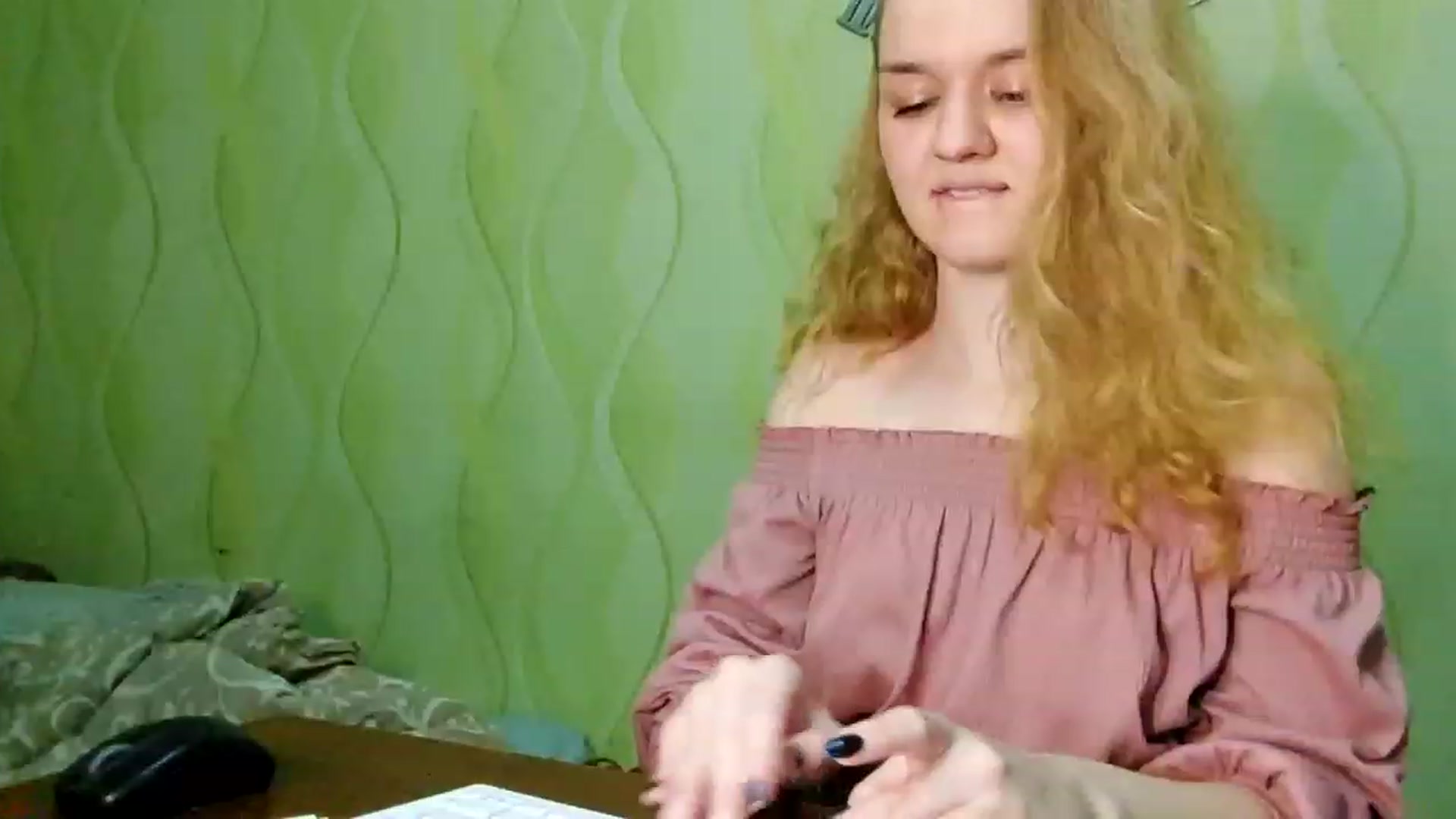 Gallery image thumbnail from ScarletChase's myfreecams stream on, 02/03/2023, 14:32 image 9 of 20
