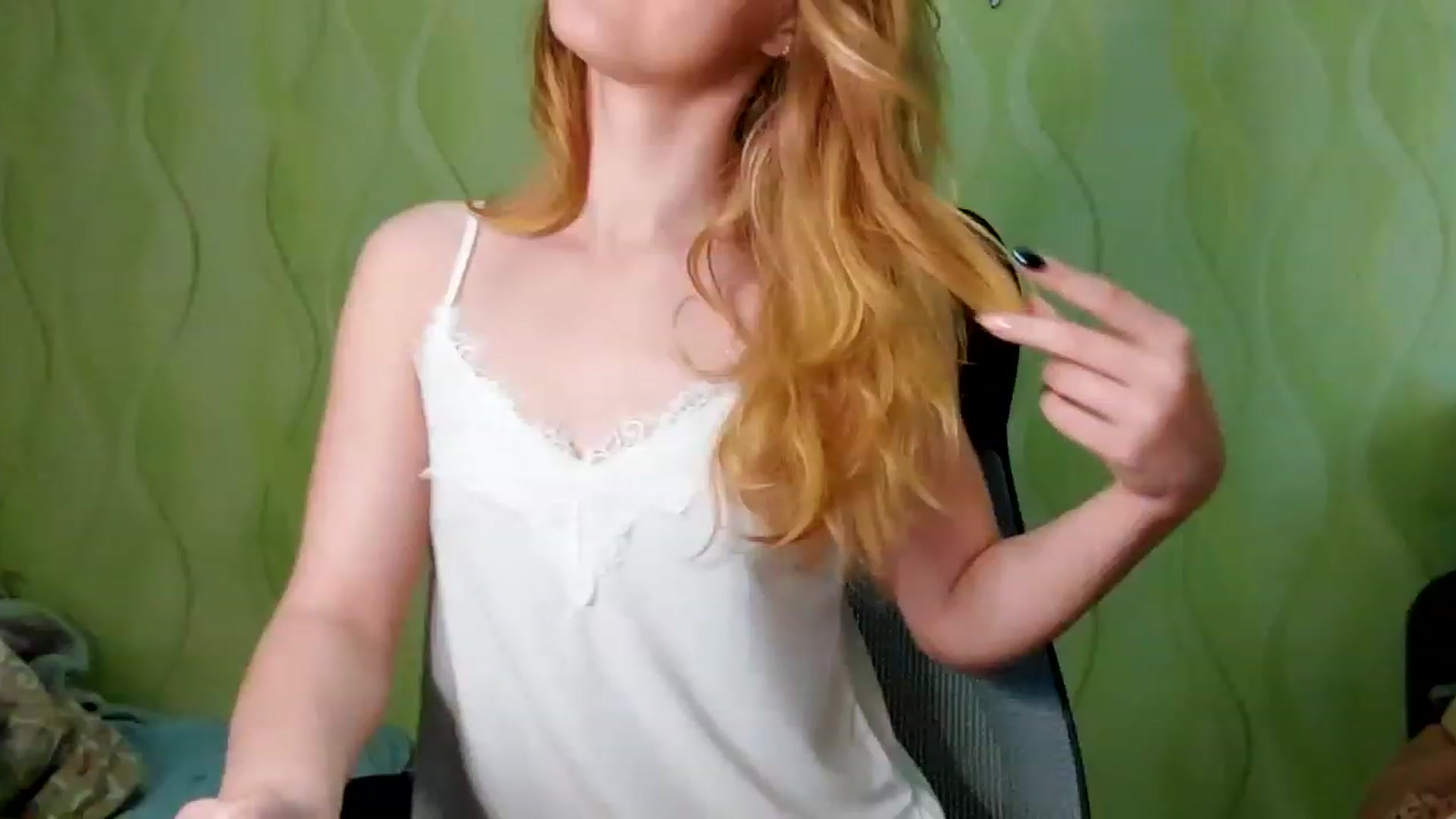 Gallery image thumbnail from ScarletChase's myfreecams stream on, 02/07/2023, 12:48 image 16 of 20