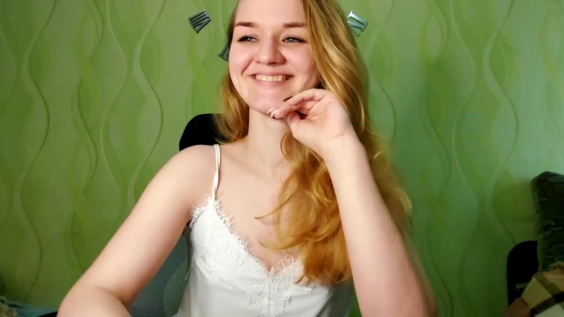 Gallery image thumbnail from ScarletChase's myfreecams stream on, 02/07/2023, 12:48 image 2 of 20