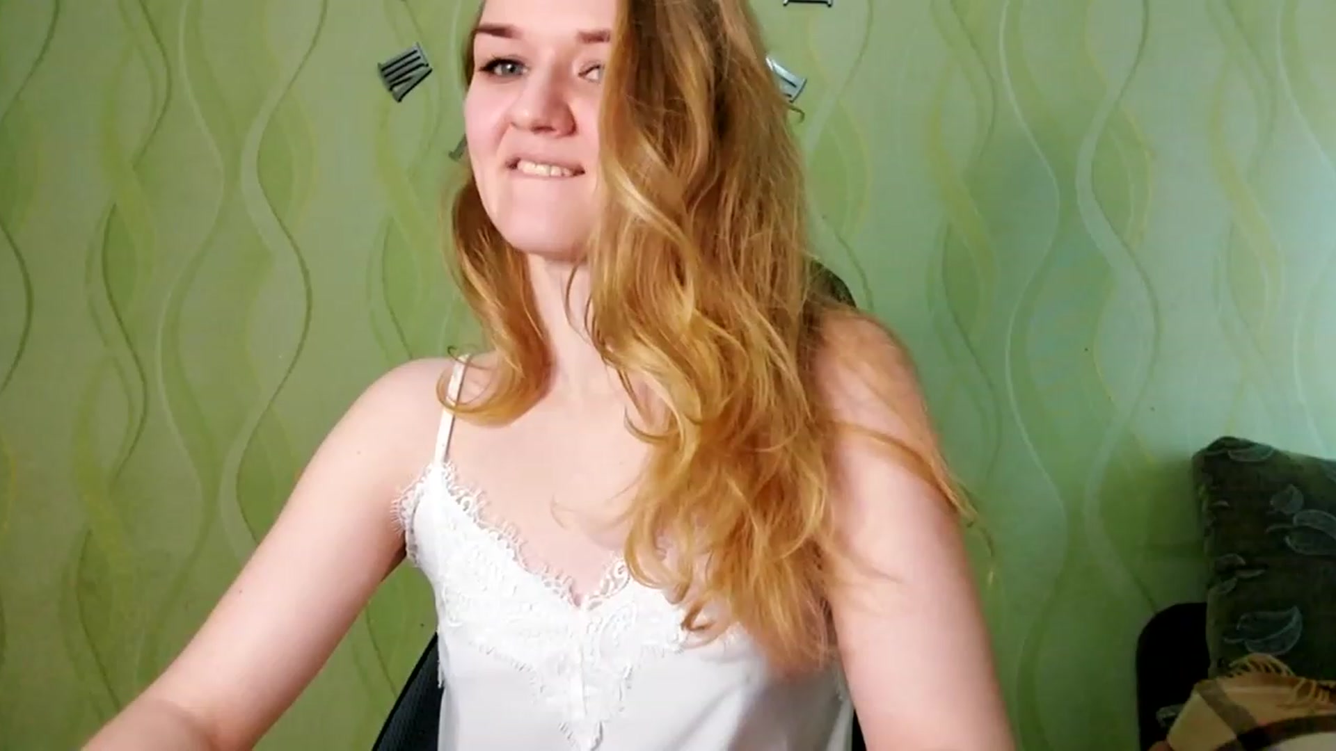 Gallery image thumbnail from ScarletChase's myfreecams stream on, 02/07/2023, 12:48 image 17 of 20