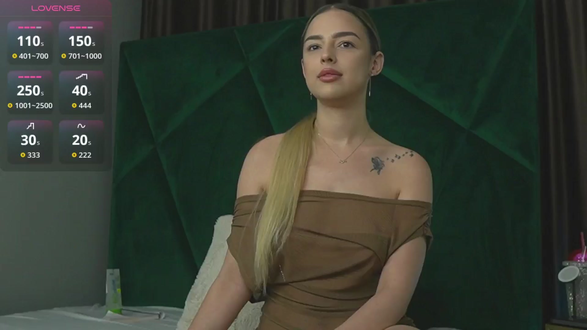 Gallery image thumbnail from ScarletColes's myfreecams stream on, 08/28/2025, 07:22 image 5 of 20