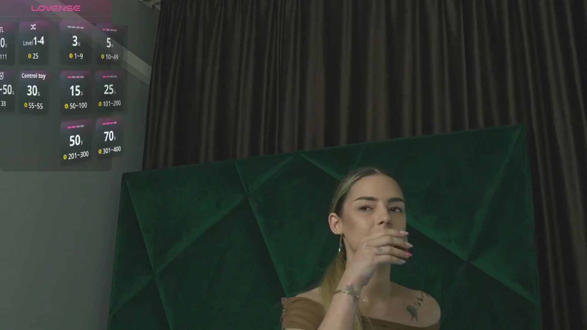Gallery image thumbnail from ScarletColes's myfreecams stream on, 08/28/2025, 07:22 image 10 of 20