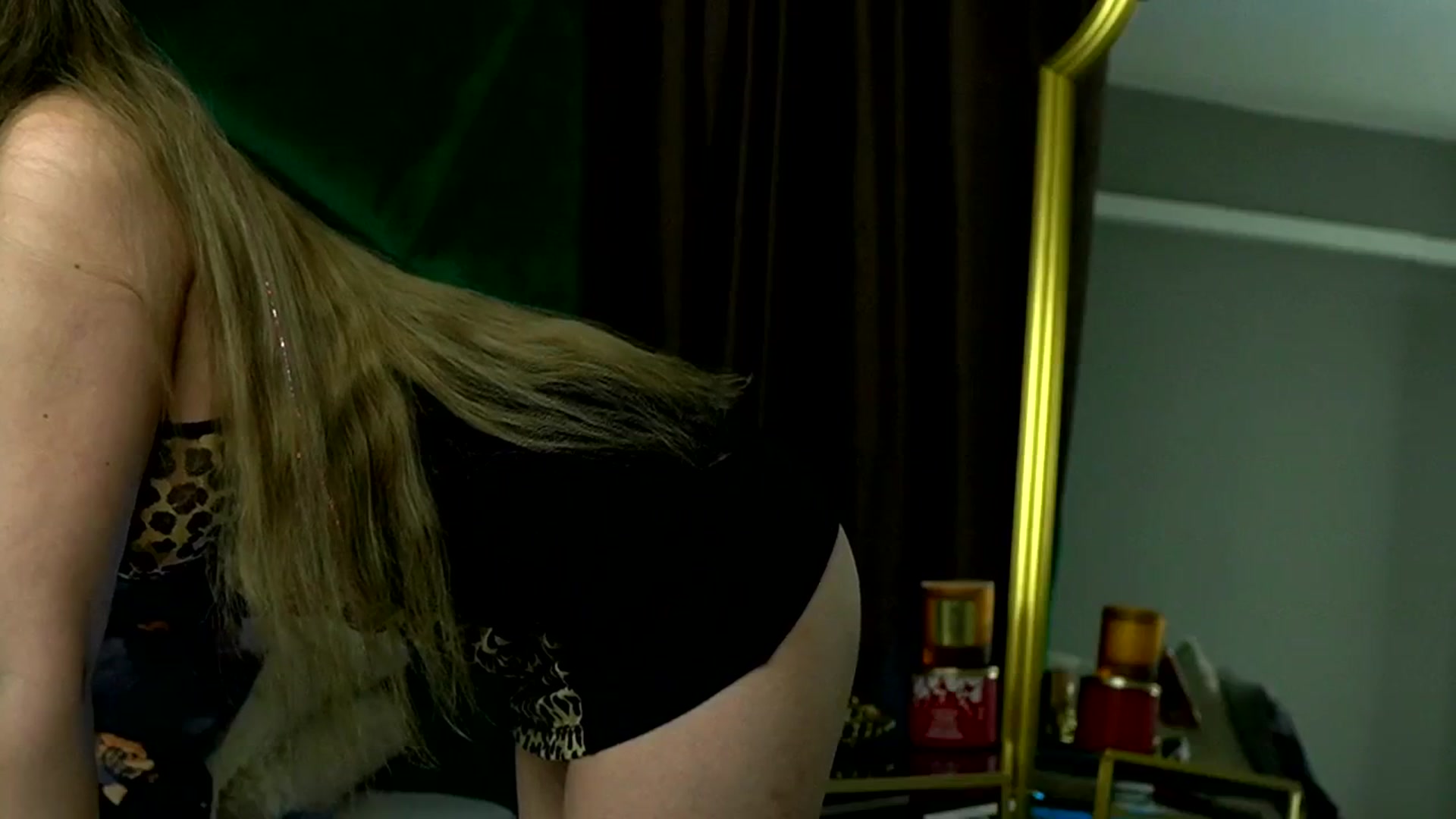 Gallery image thumbnail from ScarletColes's myfreecams stream on, 02/25/2026, 01:02 image 19 of 20