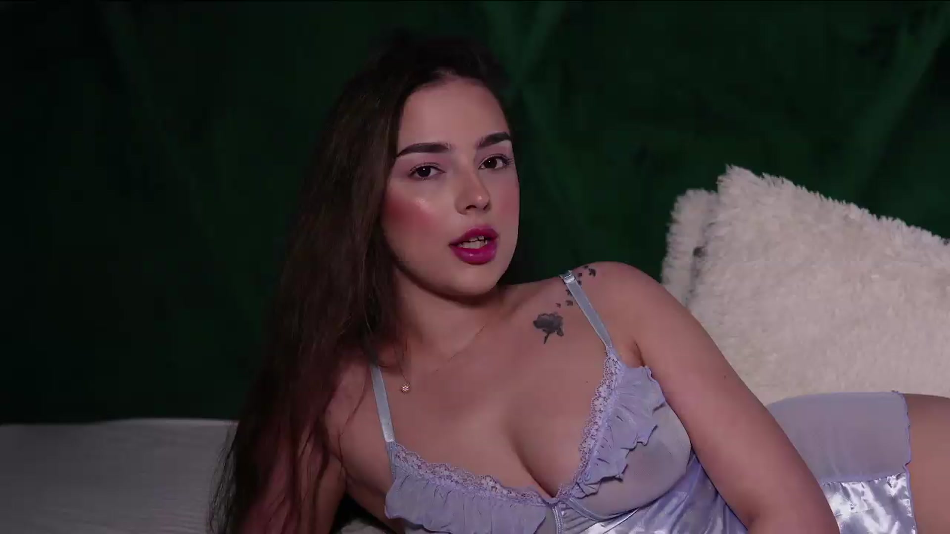 Gallery image thumbnail from ScarletColes's myfreecams stream on, 05/05/2026, 07:38 image 9 of 20