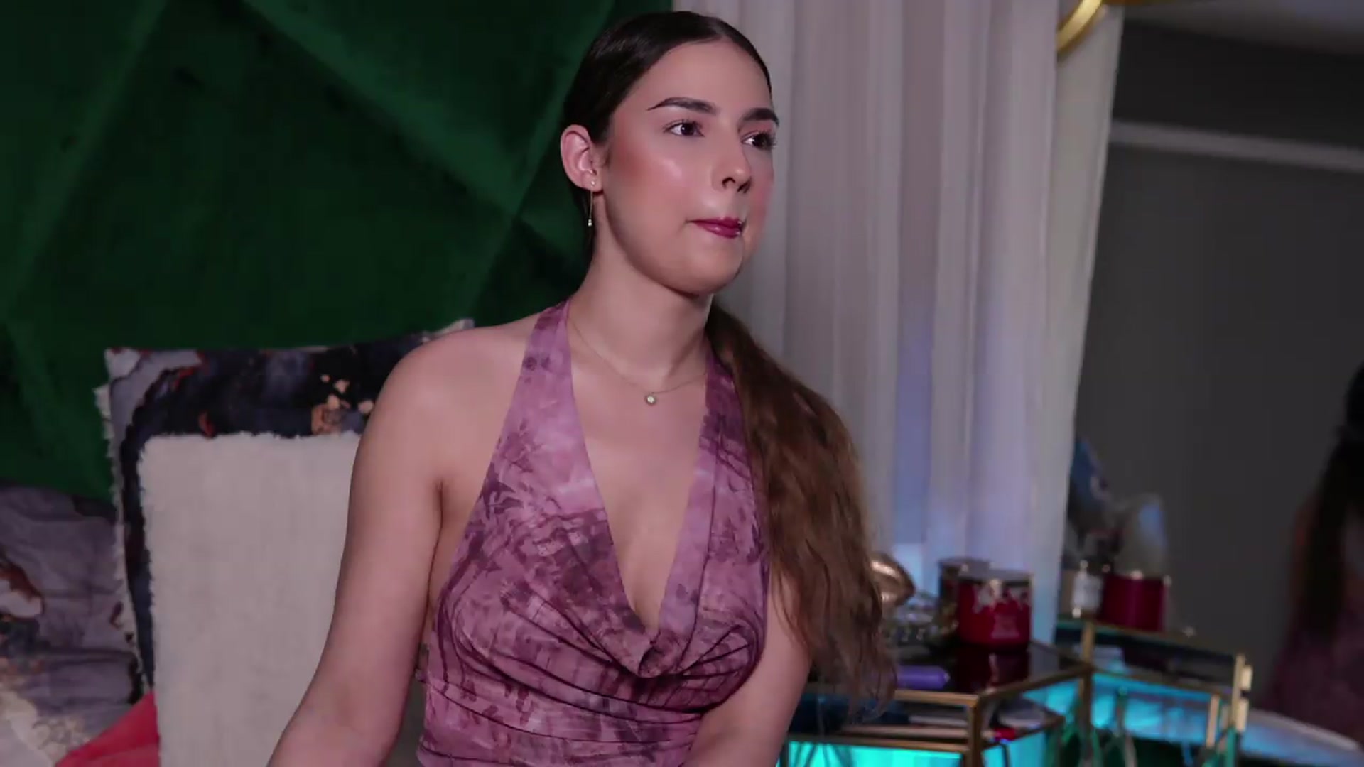 Gallery image thumbnail from ScarletColesX's myfreecams stream on, 05/27/2026, 02:48 image 12 of 20