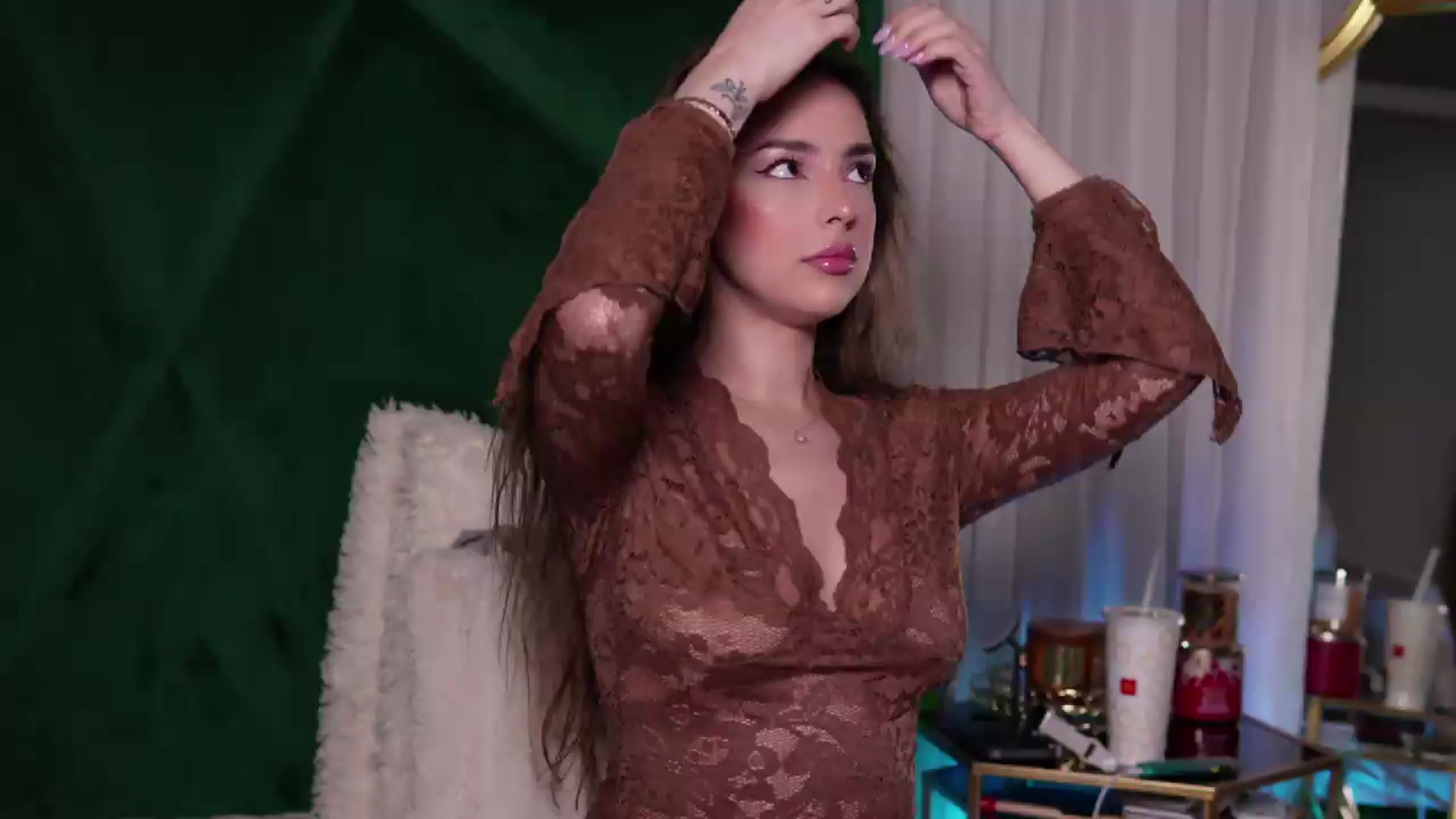 Gallery image thumbnail from ScarletColesX's myfreecams stream on, 06/20/2026, 24:44 image 10 of 20