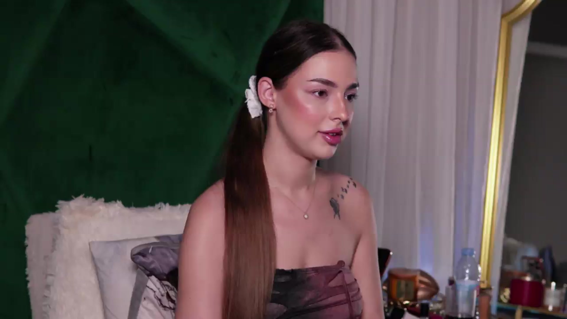 Gallery image thumbnail from ScarletColesX's myfreecams stream on, 07/06/2026, 04:59 image 4 of 20