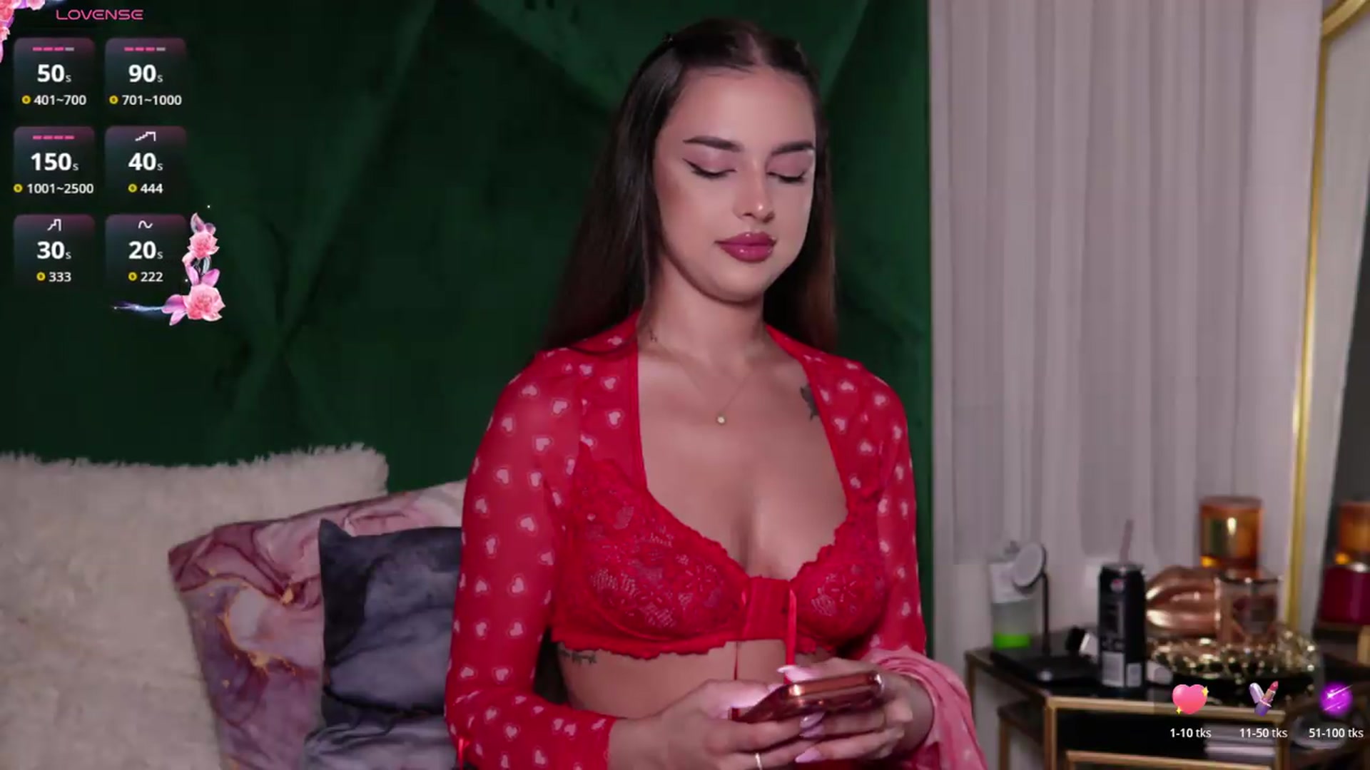 Gallery image thumbnail from ScarletColesX's myfreecams stream on, 08/26/2026, 21:32 image 9 of 20
