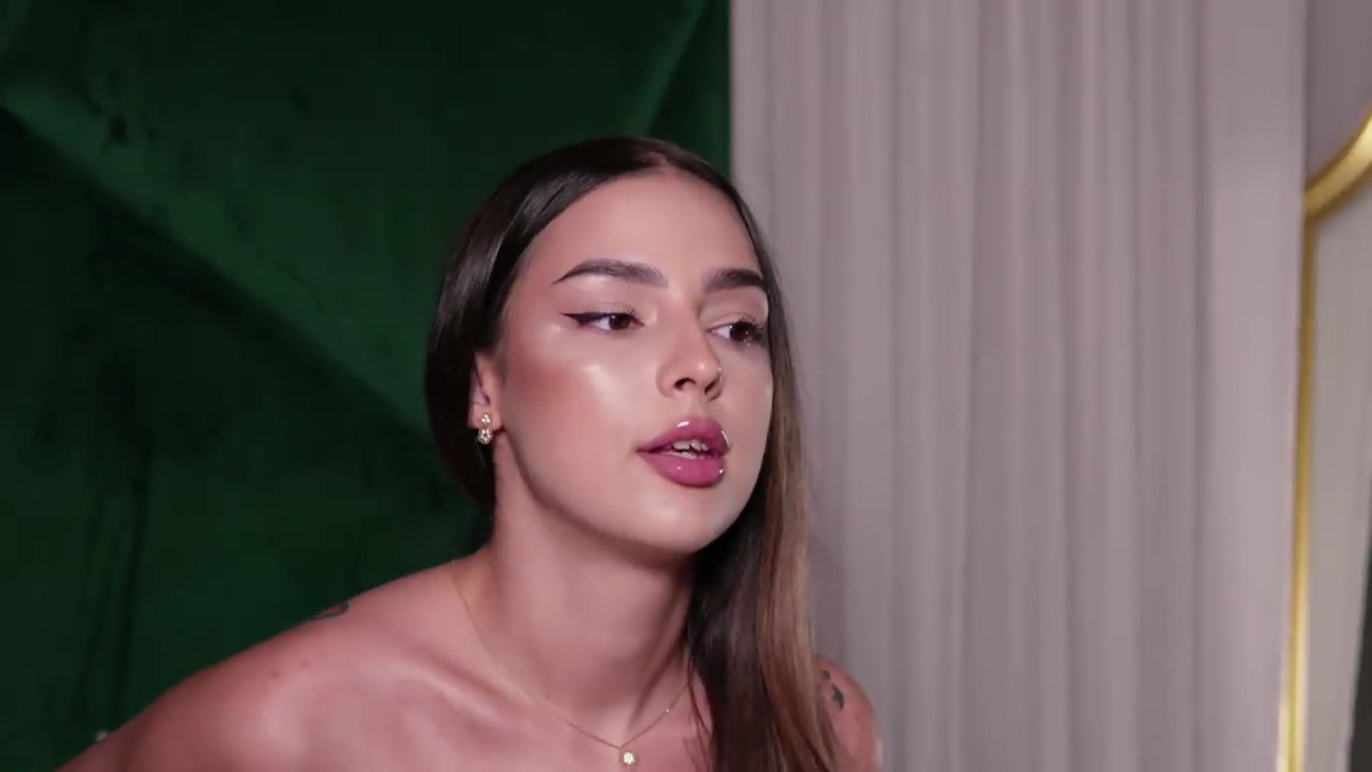 Gallery image thumbnail from ScarletColesX's myfreecams stream on, 09/02/2026, 05:01 image 18 of 20