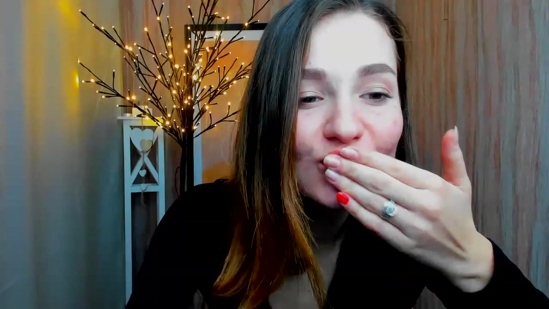 Gallery image thumbnail from ScarletCruz's myfreecams stream on, 12/21/2022, 10:26 image 8 of 20