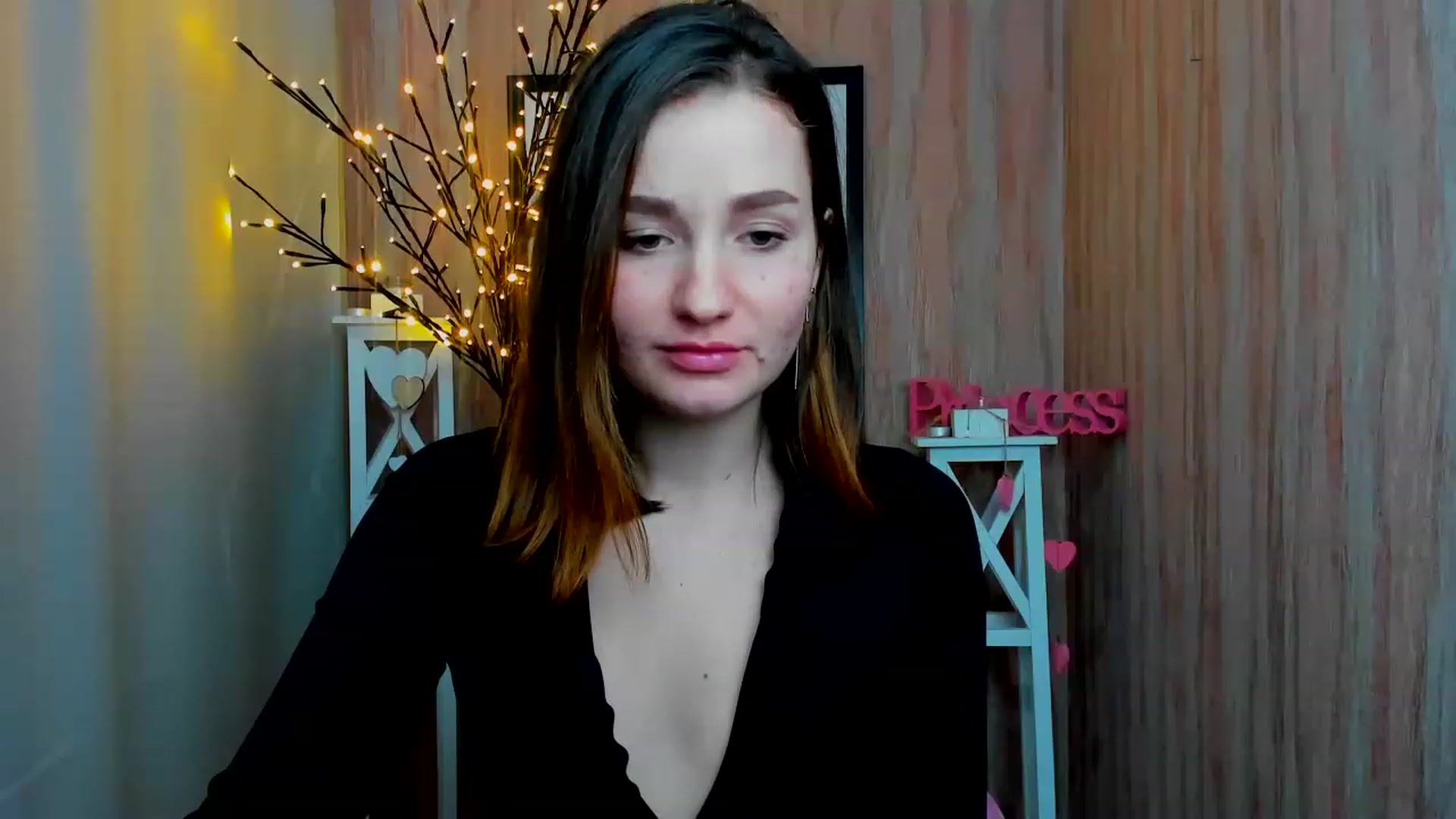 Gallery image thumbnail from ScarletCruz's myfreecams stream on, 12/21/2022, 11:32 image 4 of 20