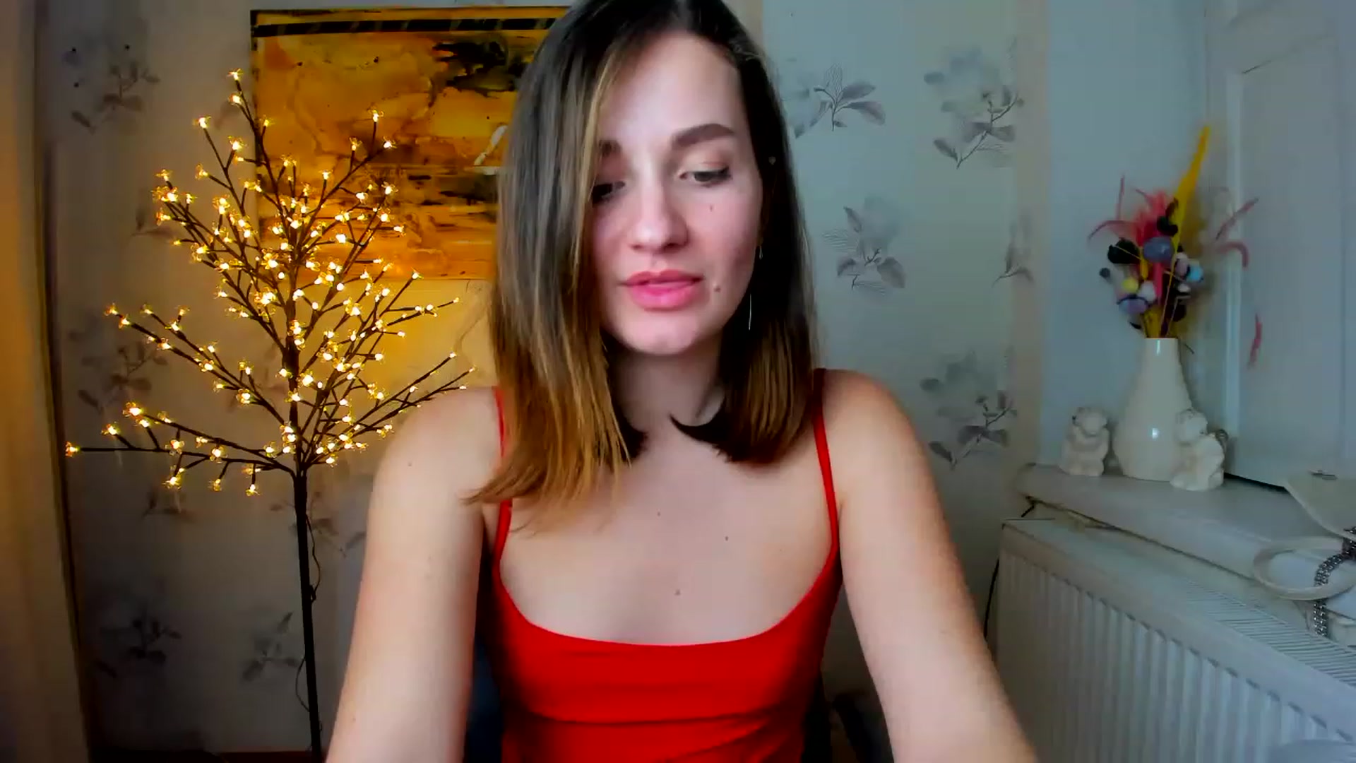 Gallery image thumbnail from ScarletCruz's myfreecams stream on, 12/31/2022, 14:54 image 2 of 20